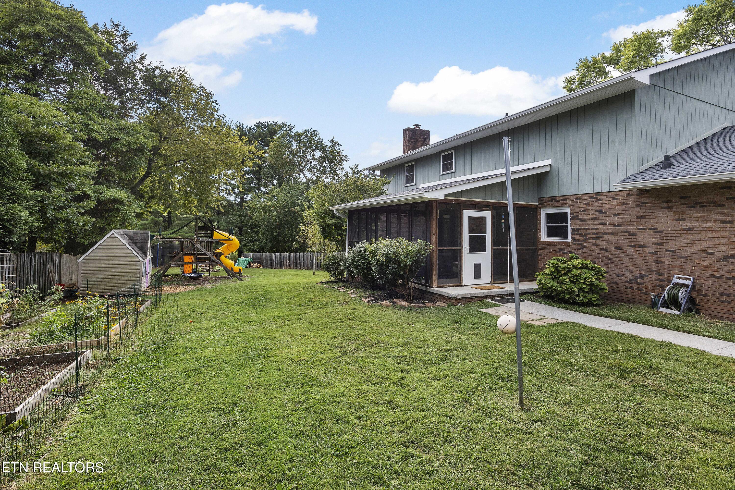 8702 Terri Circle Knoxville TN 37923