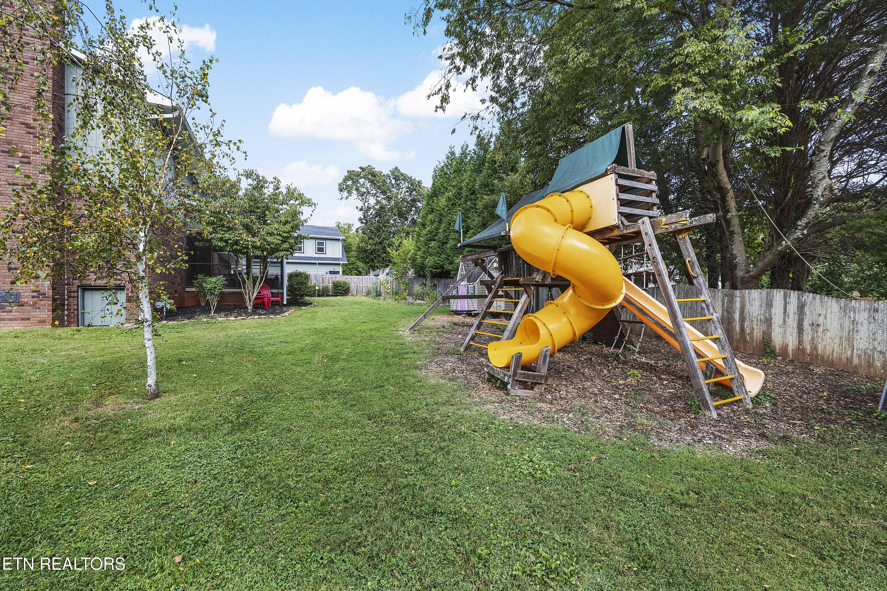 8702 Terri Circle Knoxville TN 37923