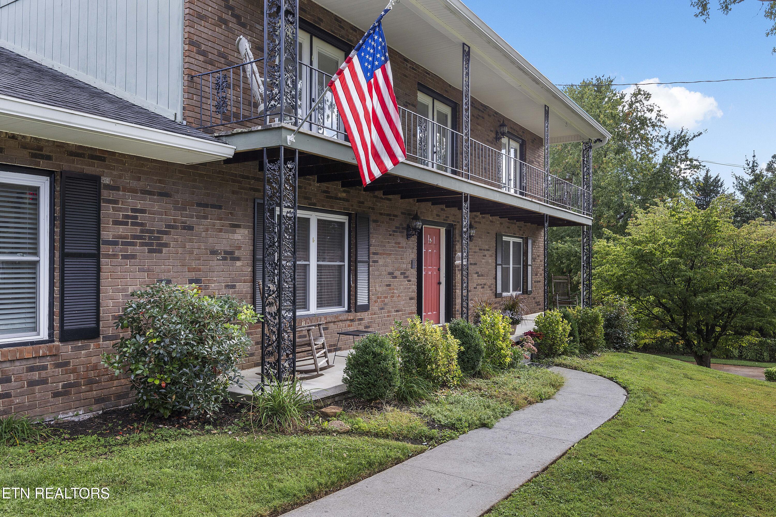8702 Terri Circle Knoxville TN 37923