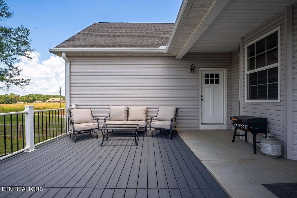 18 Faith Rae Boulevard Morrison TN 37357