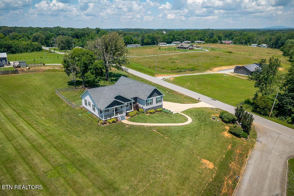 18 Faith Rae Boulevard Morrison TN 37357