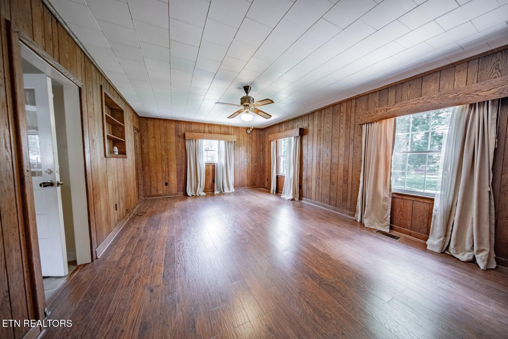 125 Washington Avenue Newport TN 37821