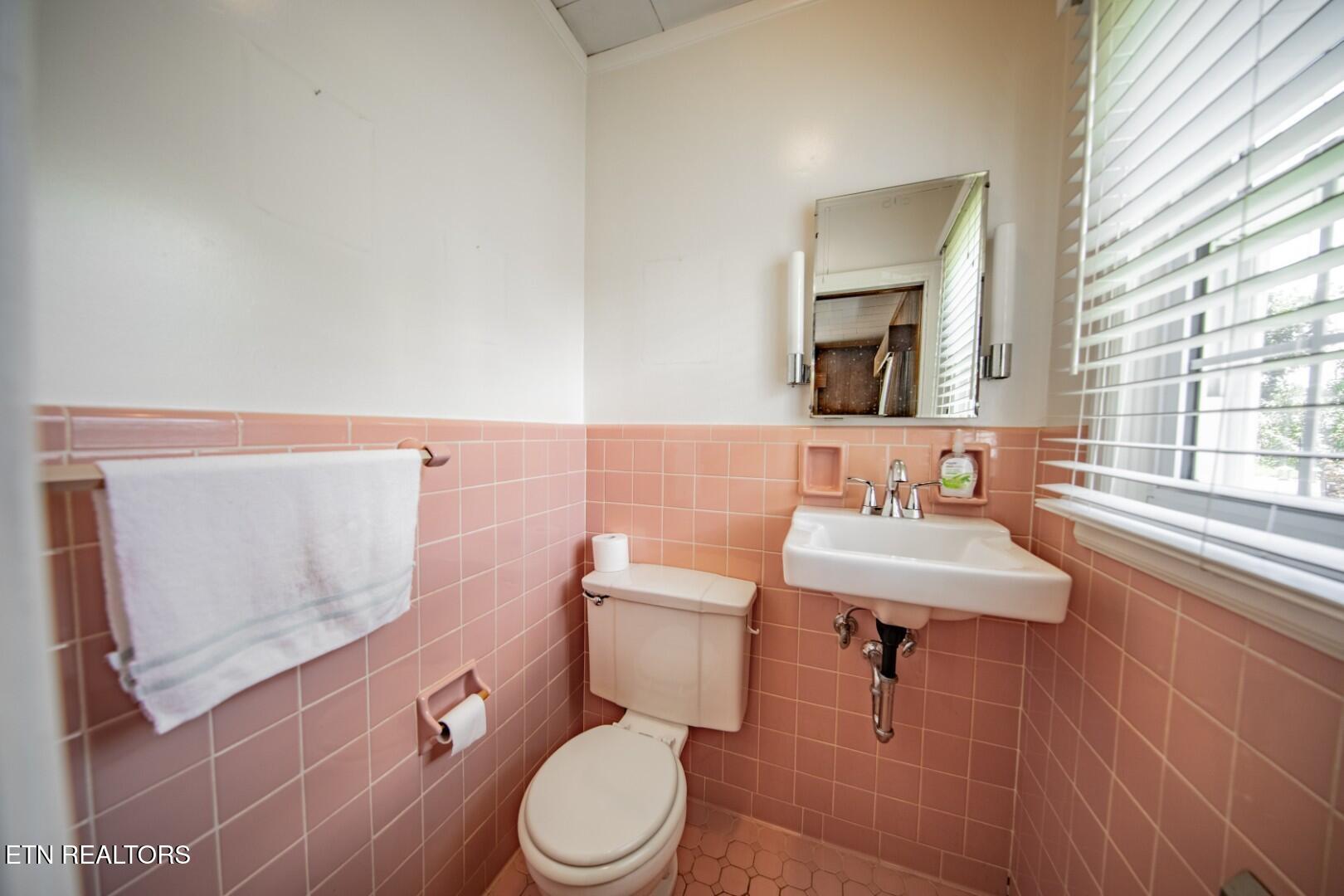 125 Washington Avenue Newport TN 37821