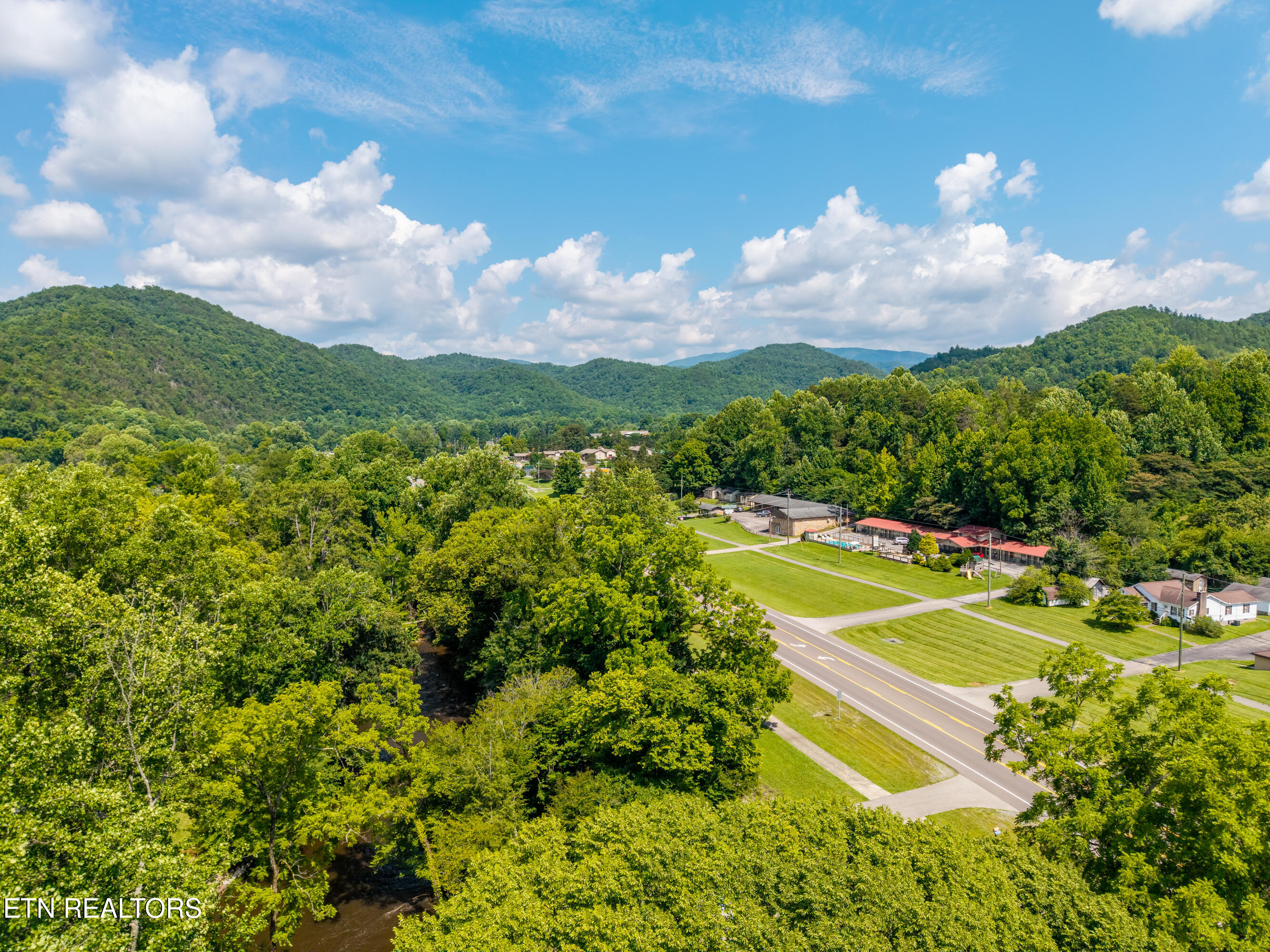 8229 E Lamar Alexander Parkway Townsend TN 37882