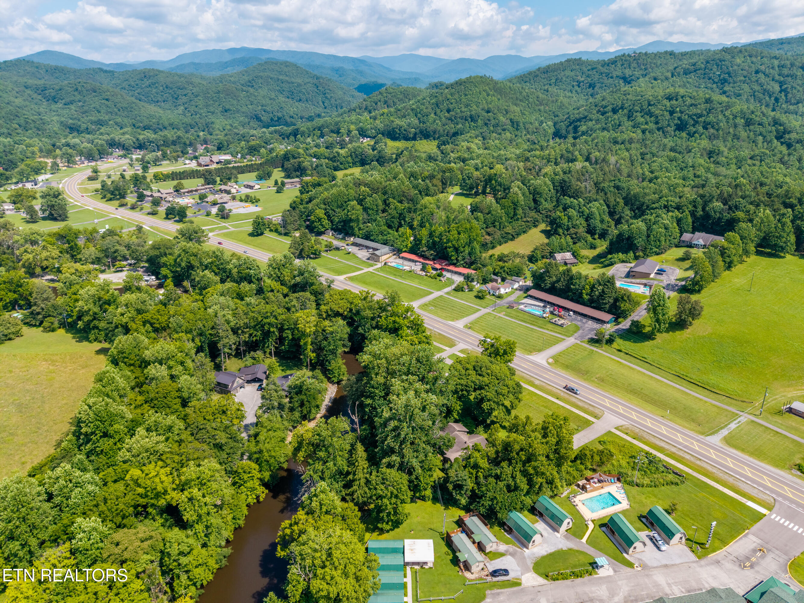 8229 E Lamar Alexander Parkway Townsend TN 37882