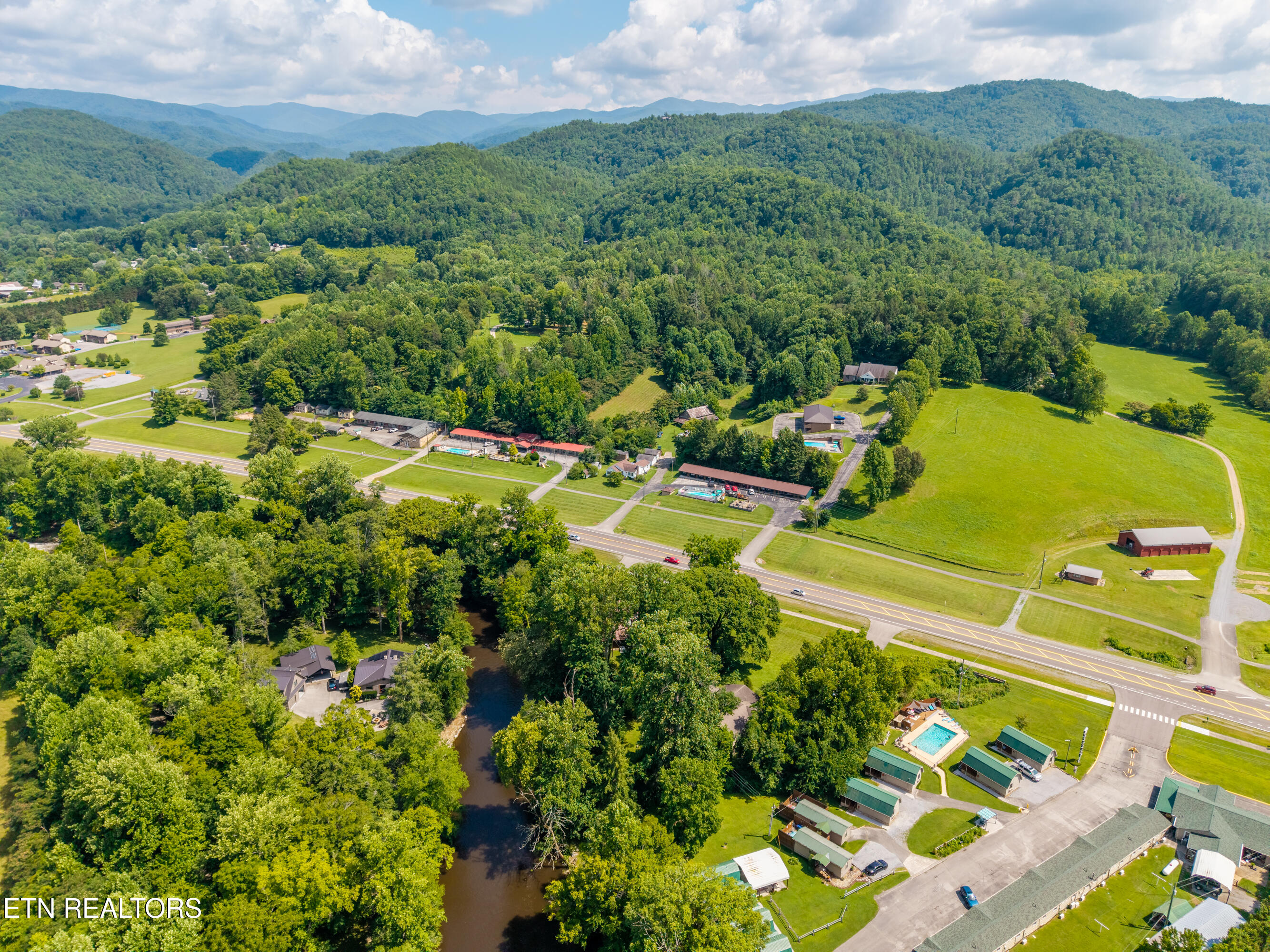 8229 E Lamar Alexander Parkway Townsend TN 37882