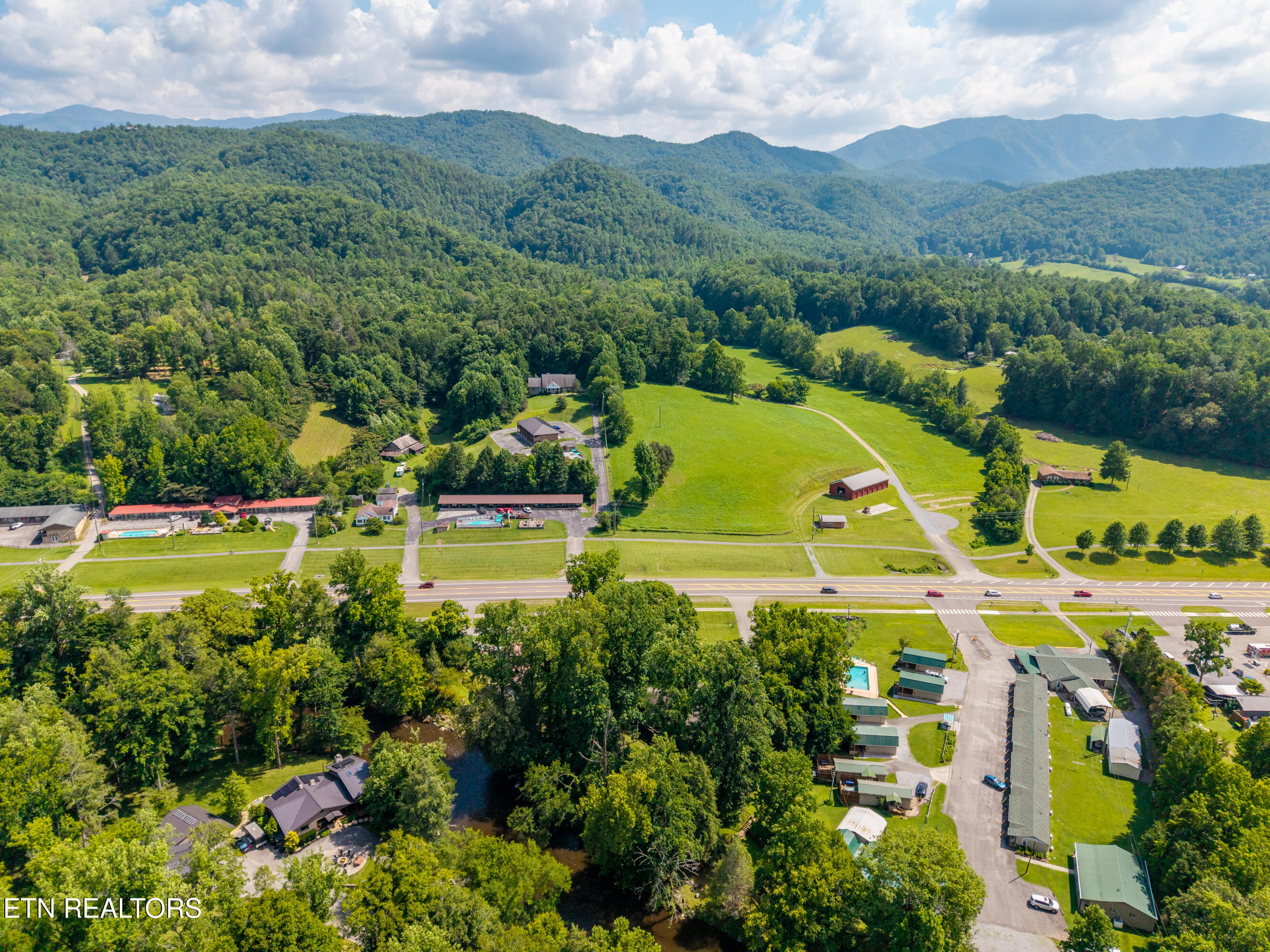 8229 E Lamar Alexander Parkway Townsend TN 37882