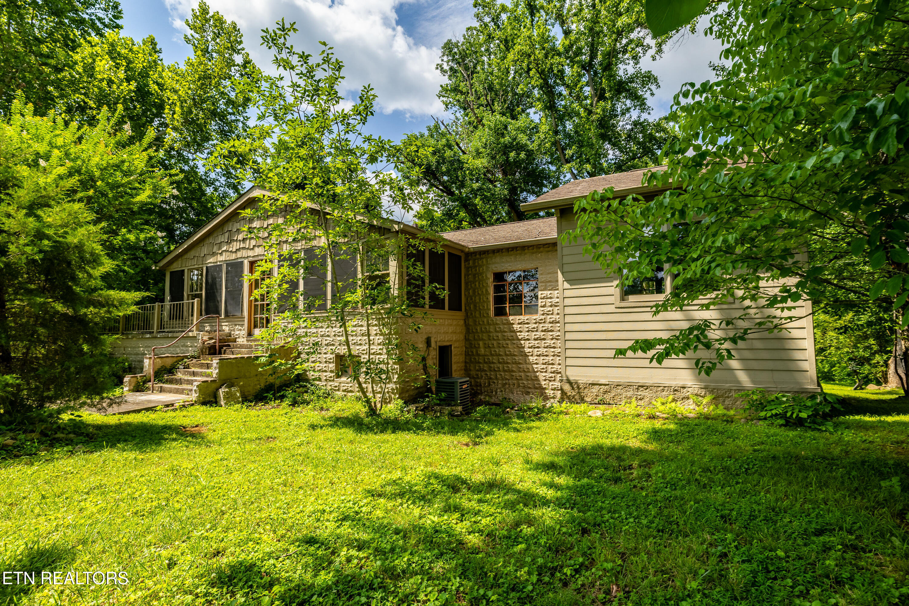 8229 E Lamar Alexander Parkway Townsend TN 37882