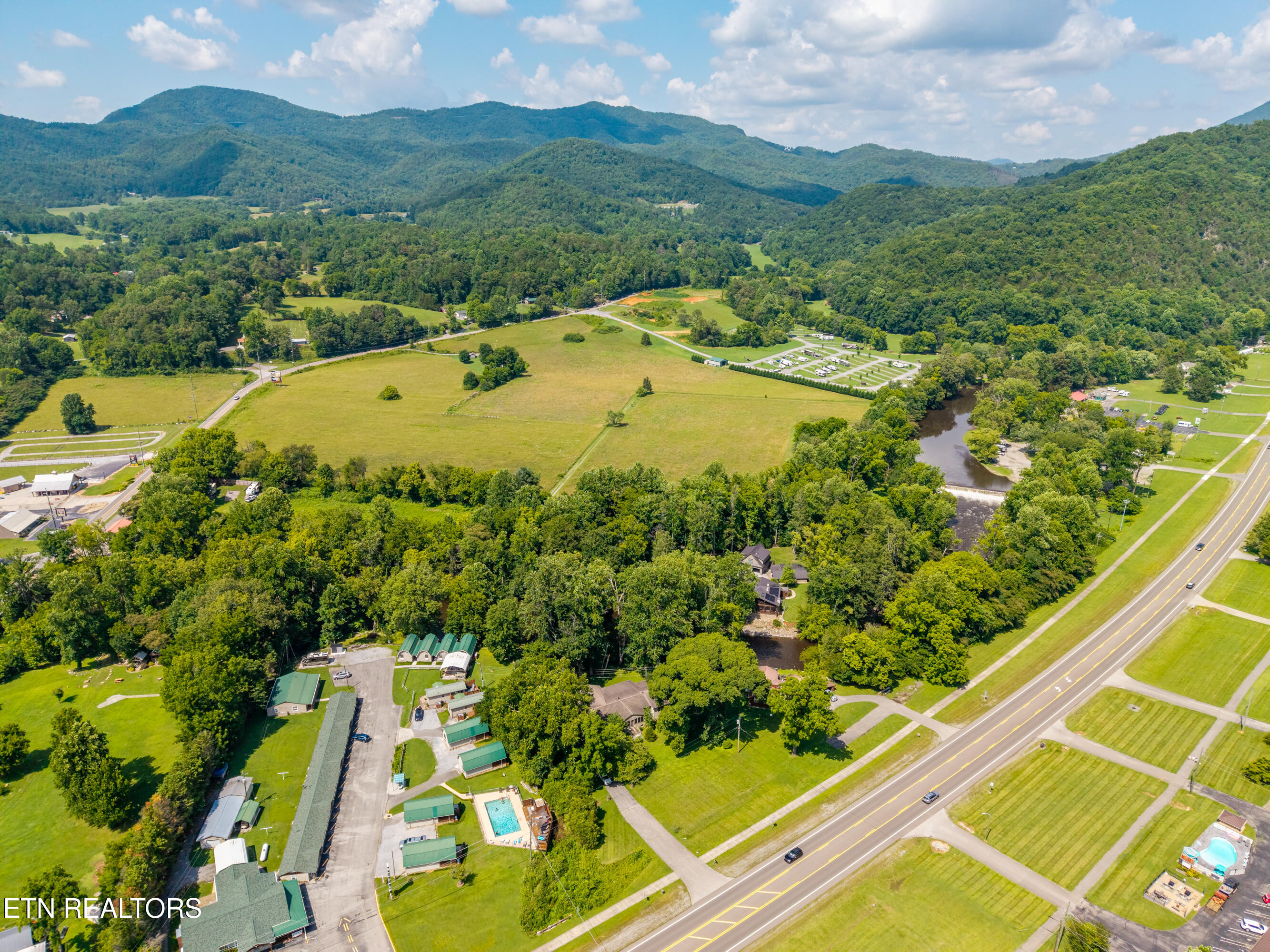 8229 E Lamar Alexander Parkway Townsend TN 37882