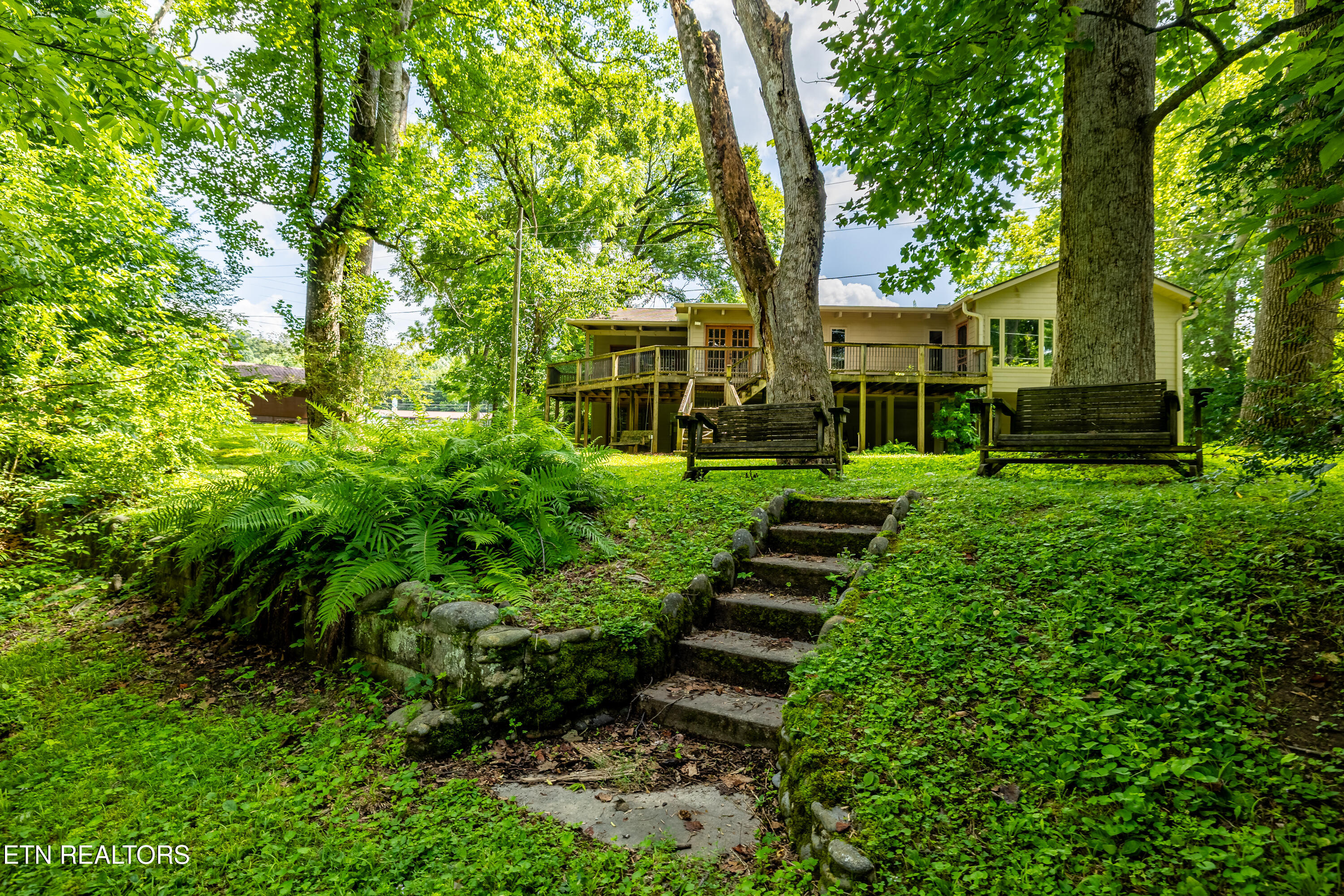 8229 E Lamar Alexander Parkway Townsend TN 37882
