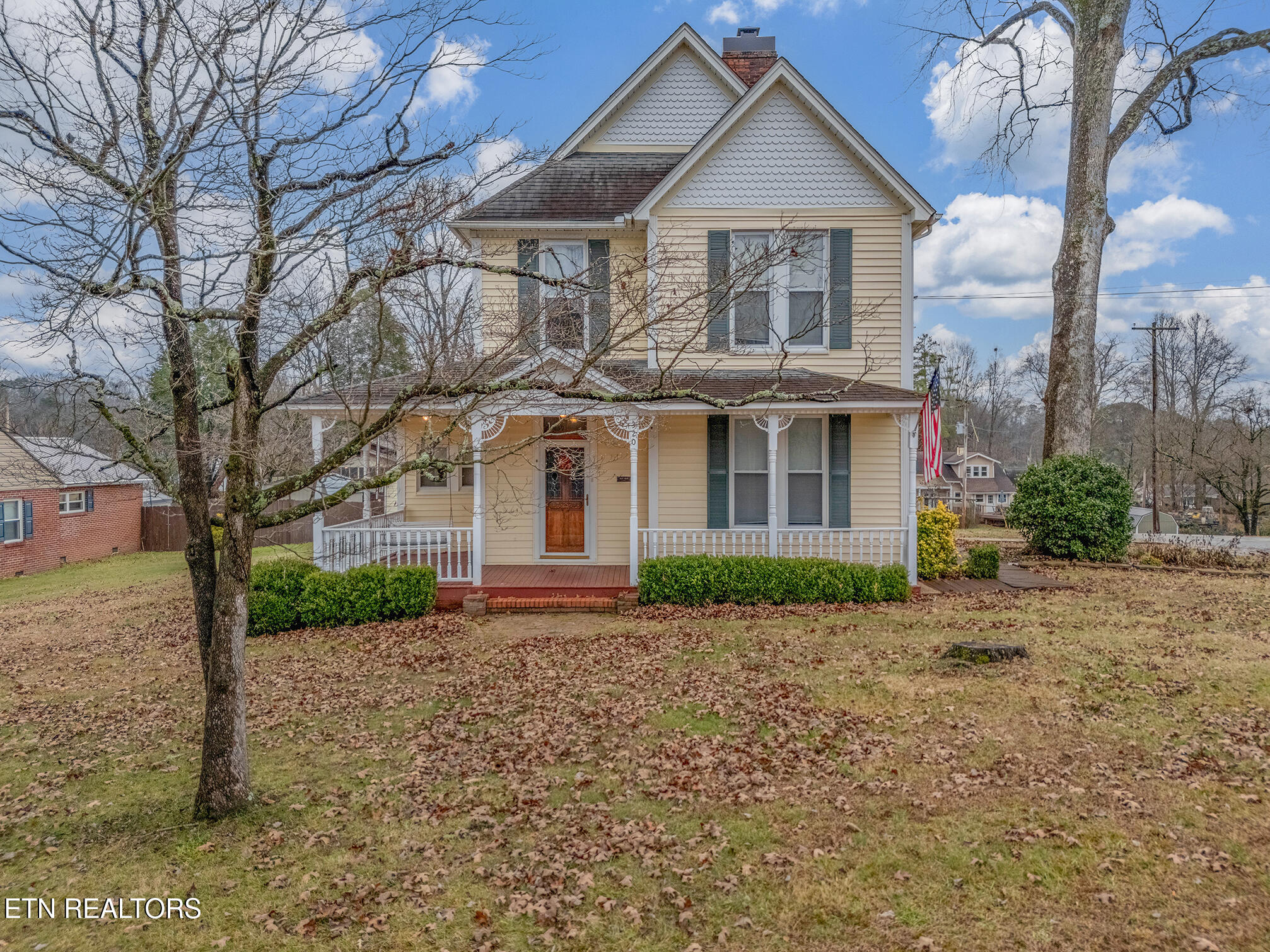 320 S Douglas Avenue Rockwood TN 37854