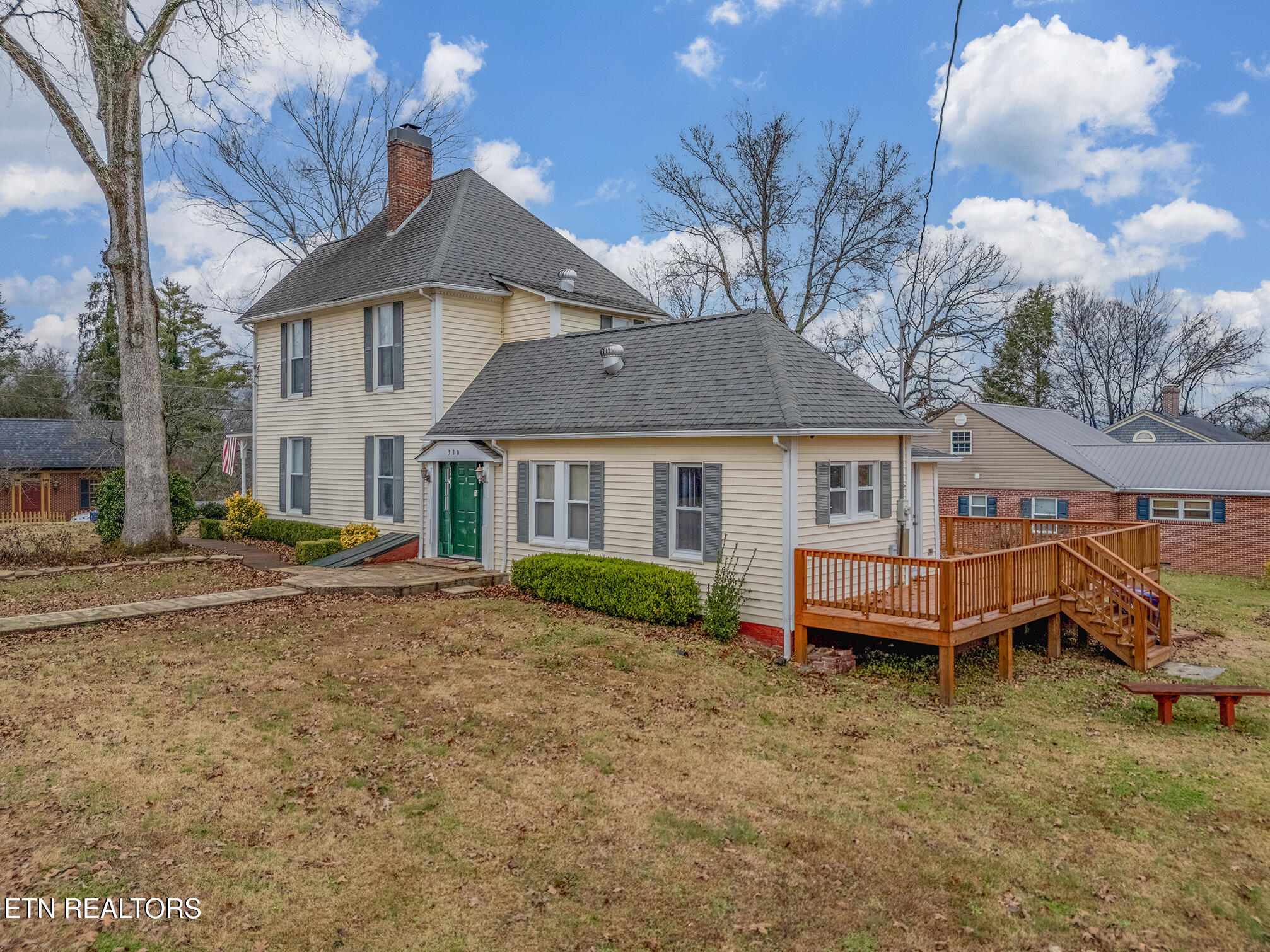 320 S Douglas Avenue Rockwood TN 37854