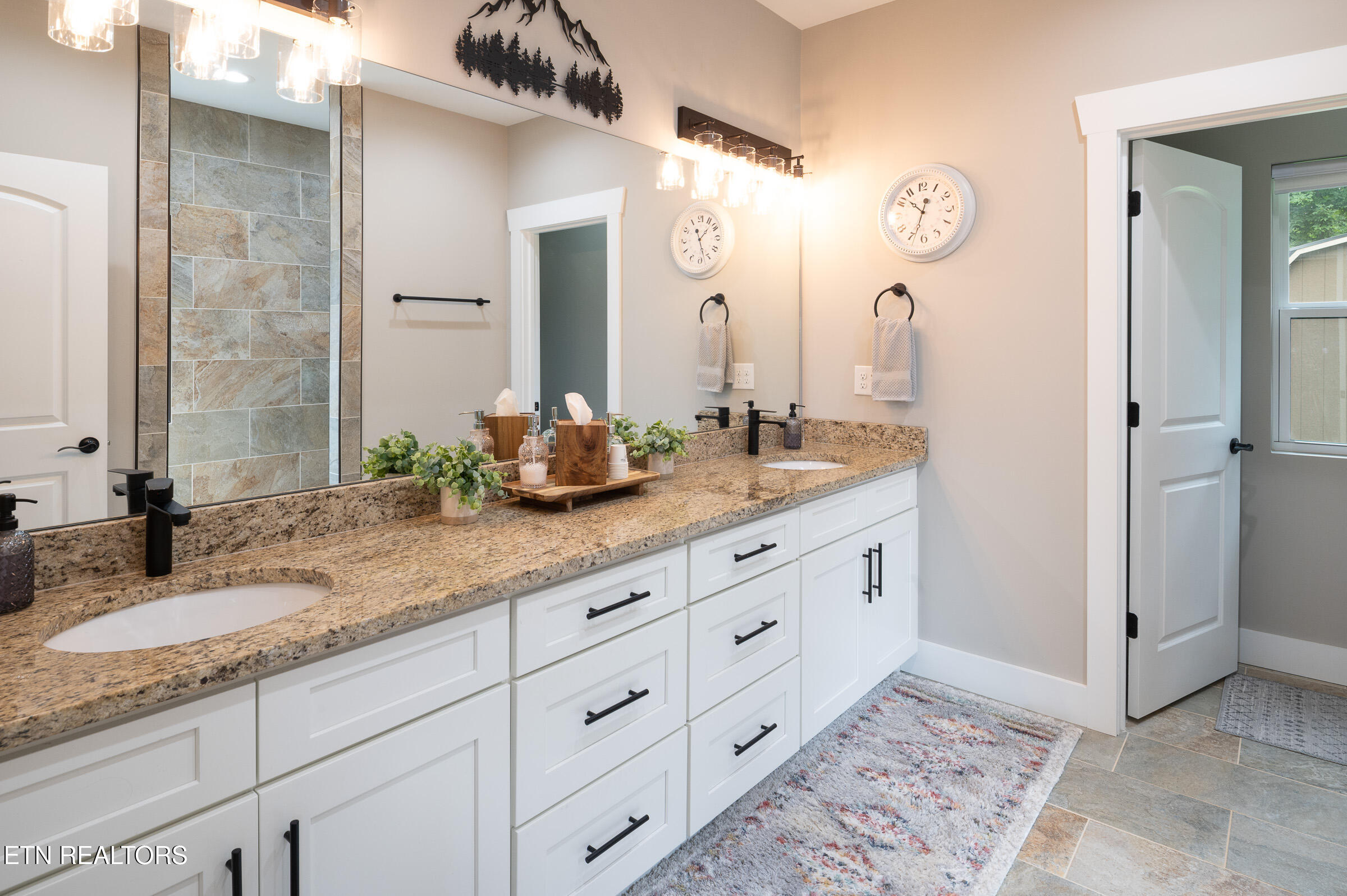 406 Robinson Trail Loudon TN 37774