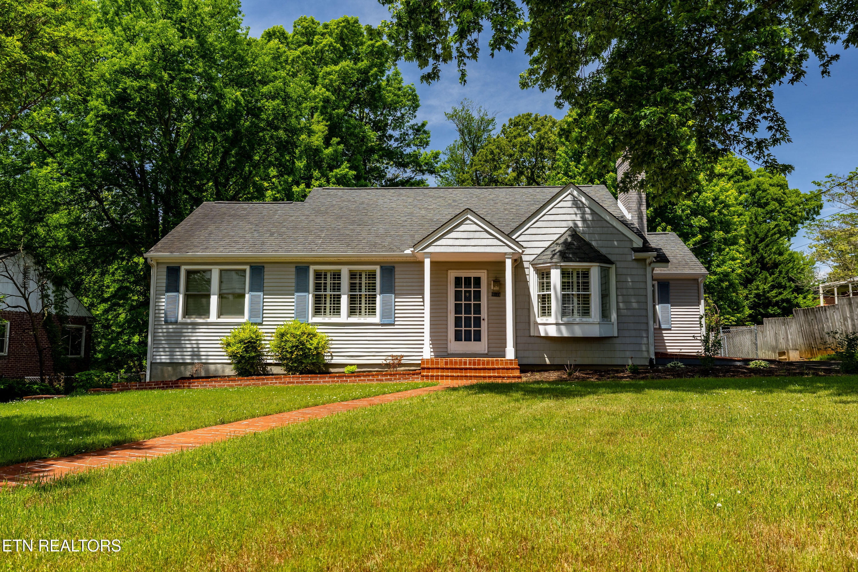 1105 Sterling Avenue Maryville TN 37803
