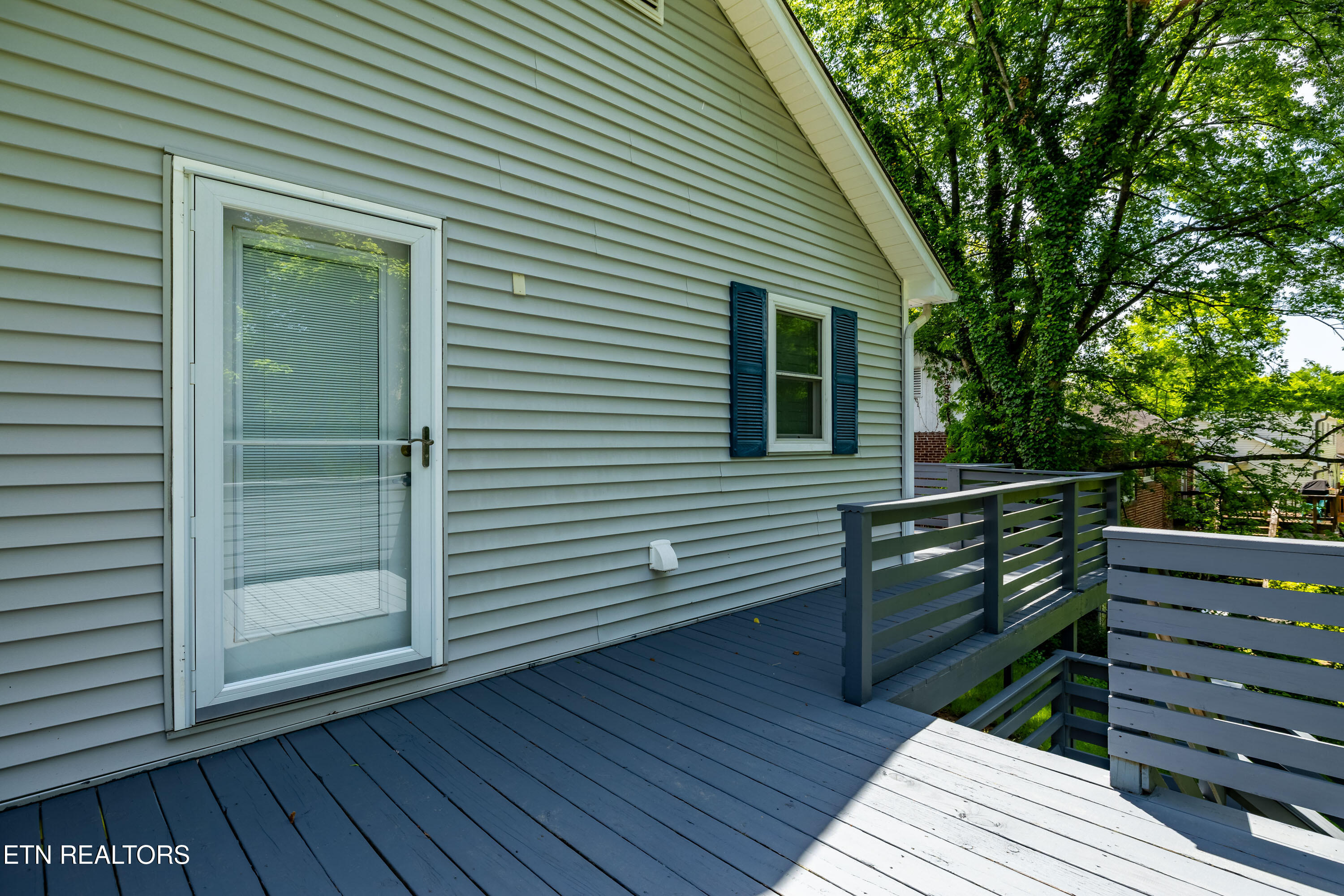 1105 Sterling Avenue Maryville TN 37803