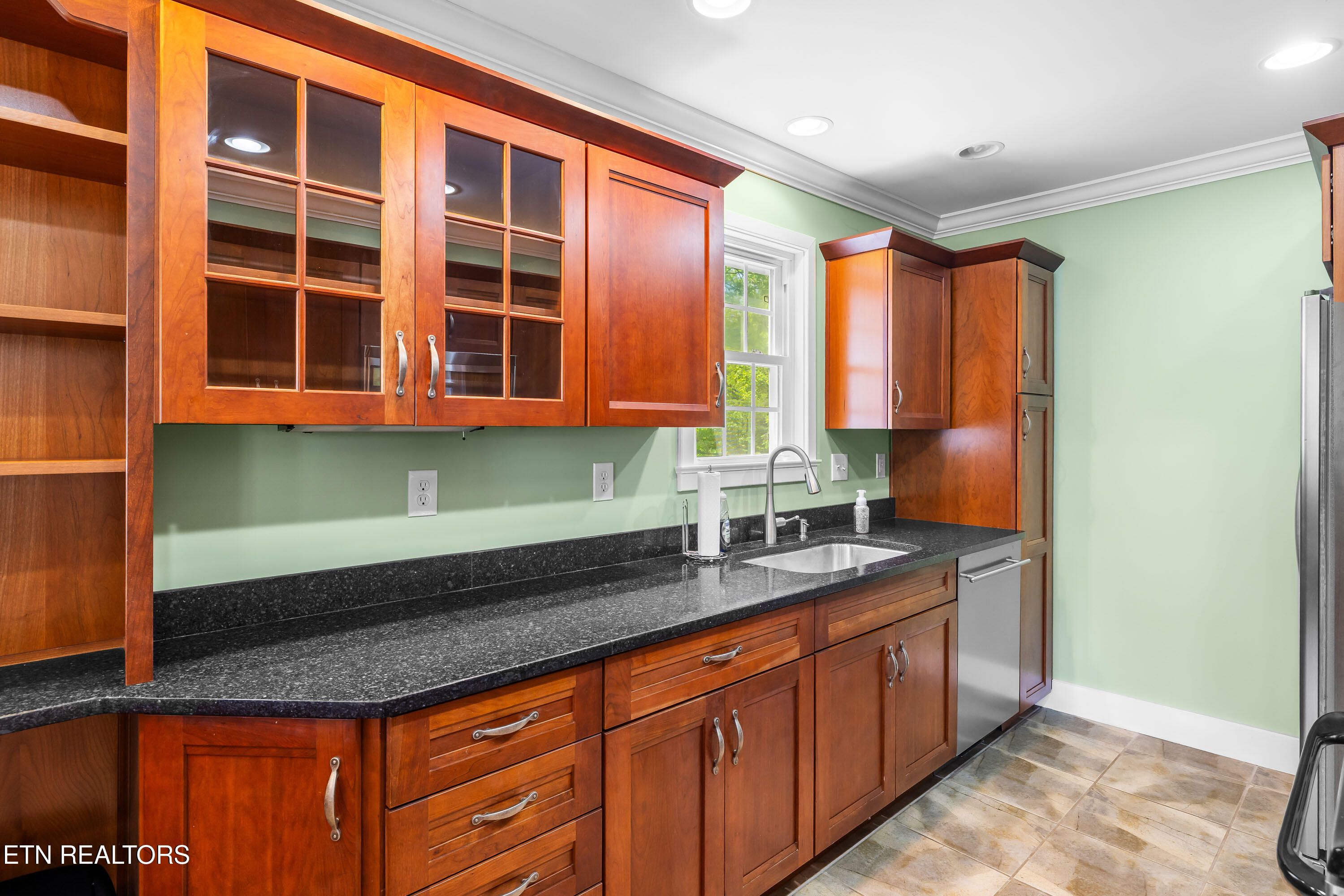 1105 Sterling Avenue Maryville TN 37803