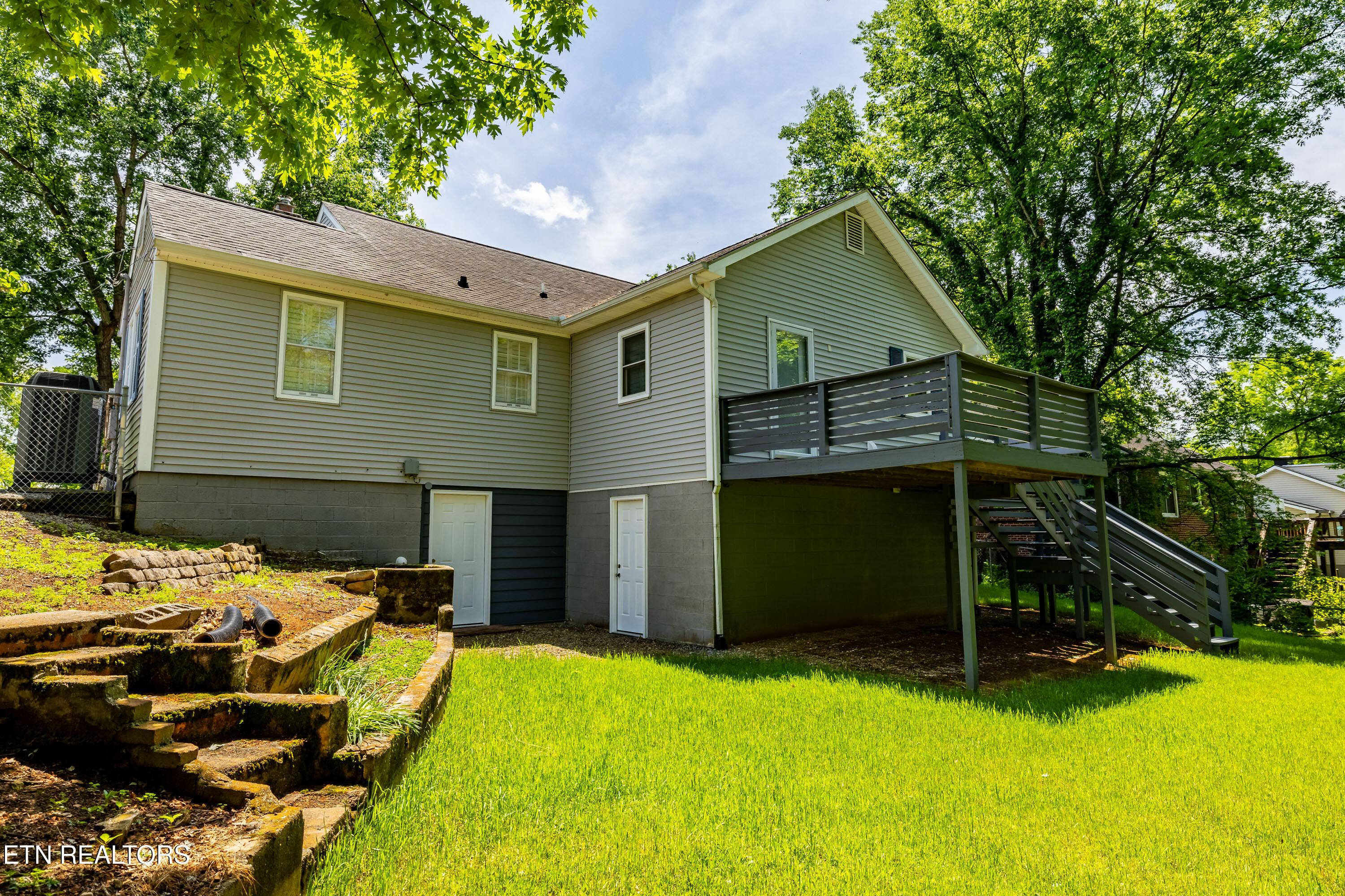 1105 Sterling Avenue Maryville TN 37803