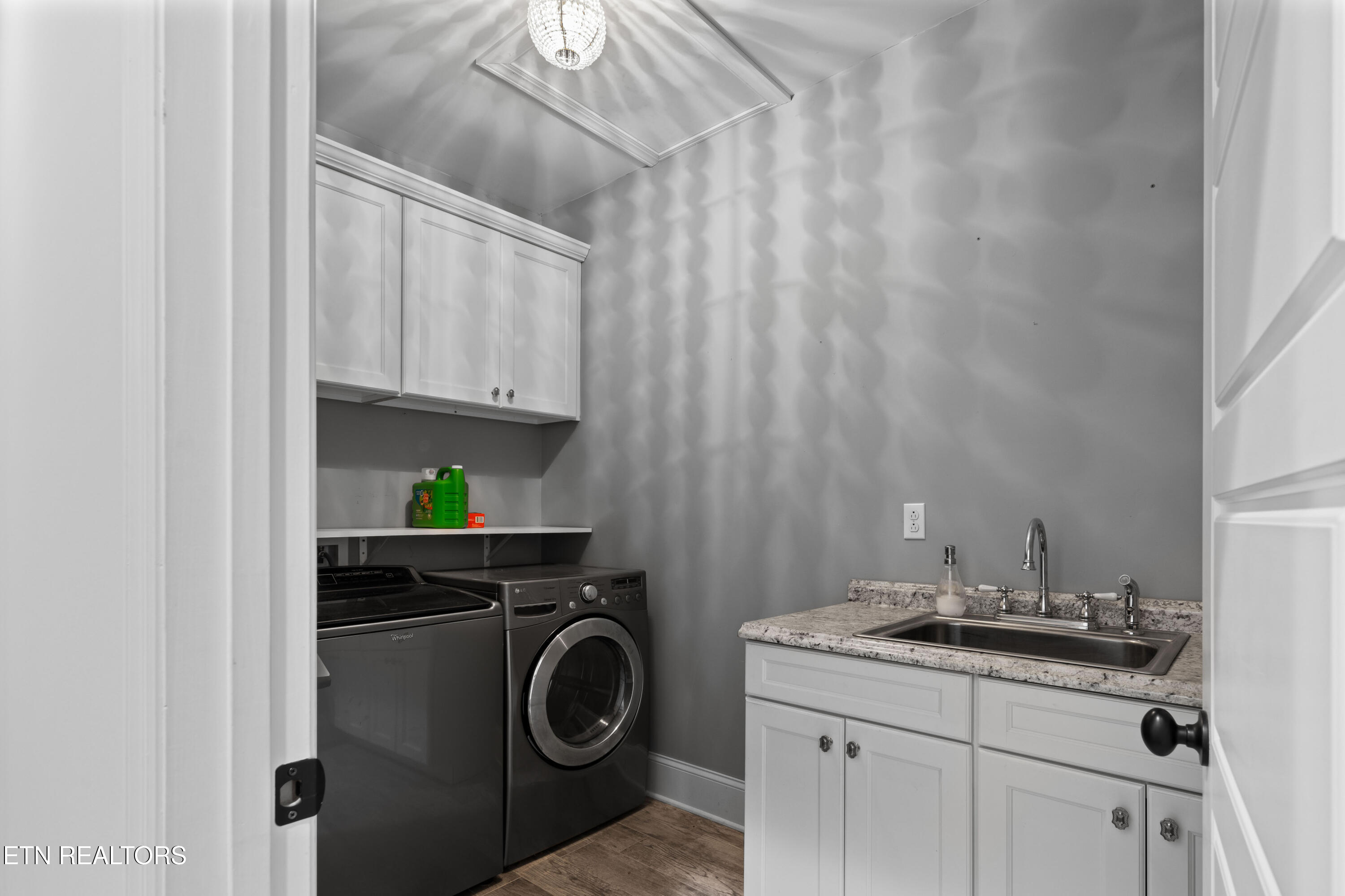 849 S Gallaher View Road Knoxville TN 37919