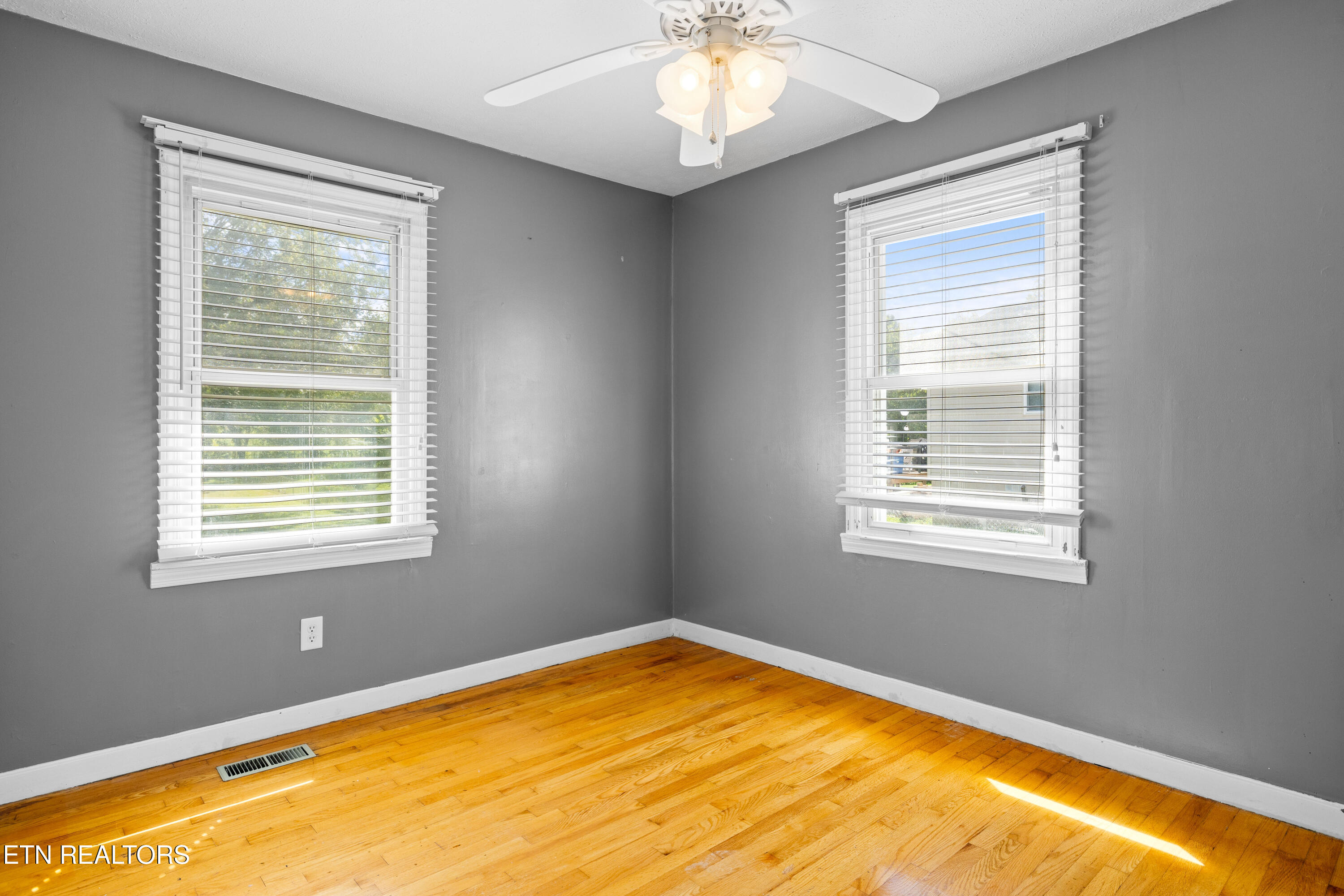 218 Doris Lane Maryville TN 37803