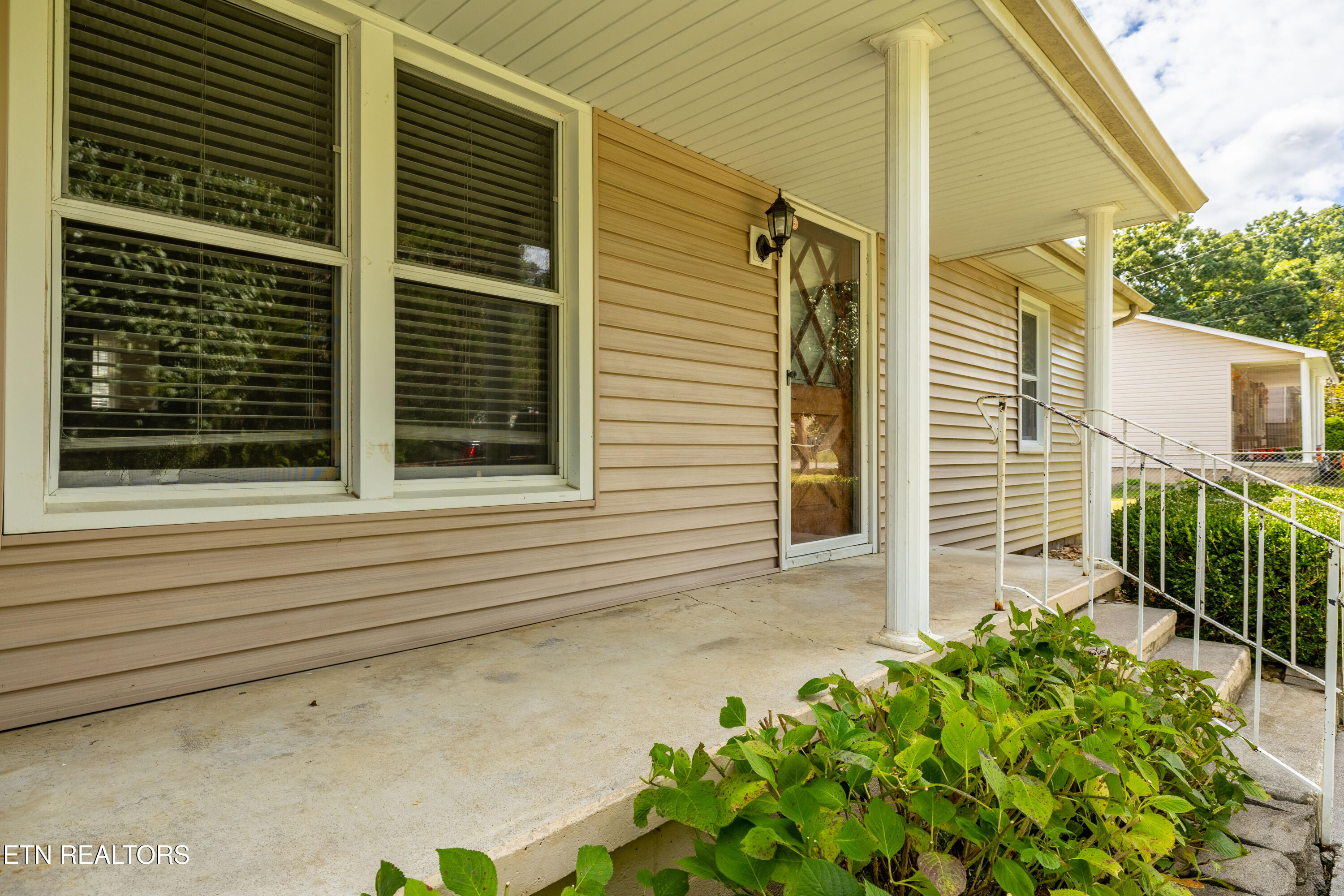 218 Doris Lane Maryville TN 37803
