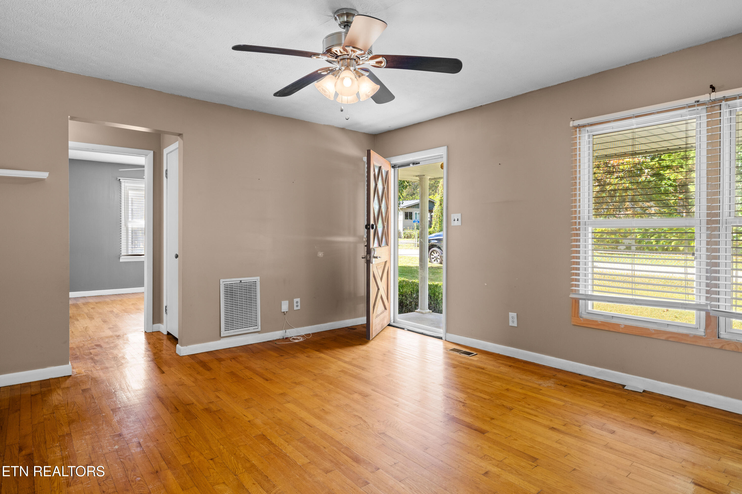 218 Doris Lane Maryville TN 37803