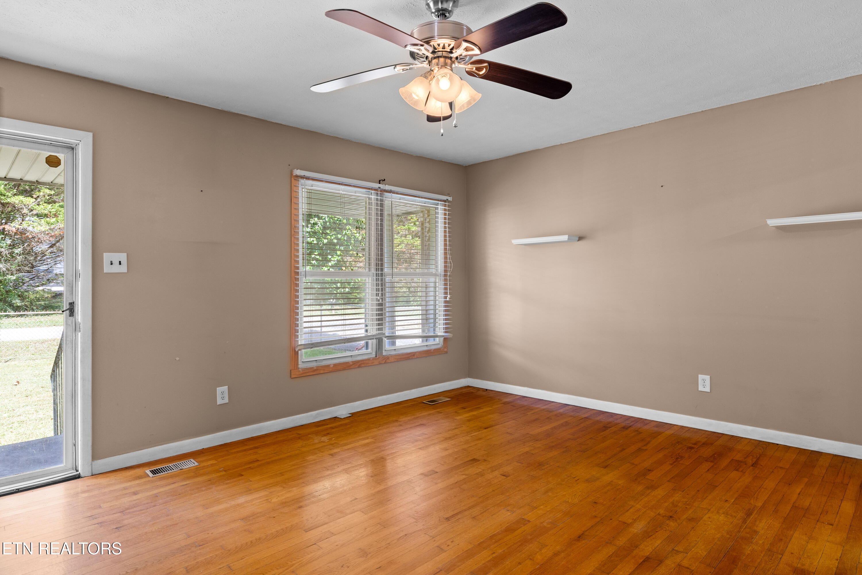 218 Doris Lane Maryville TN 37803