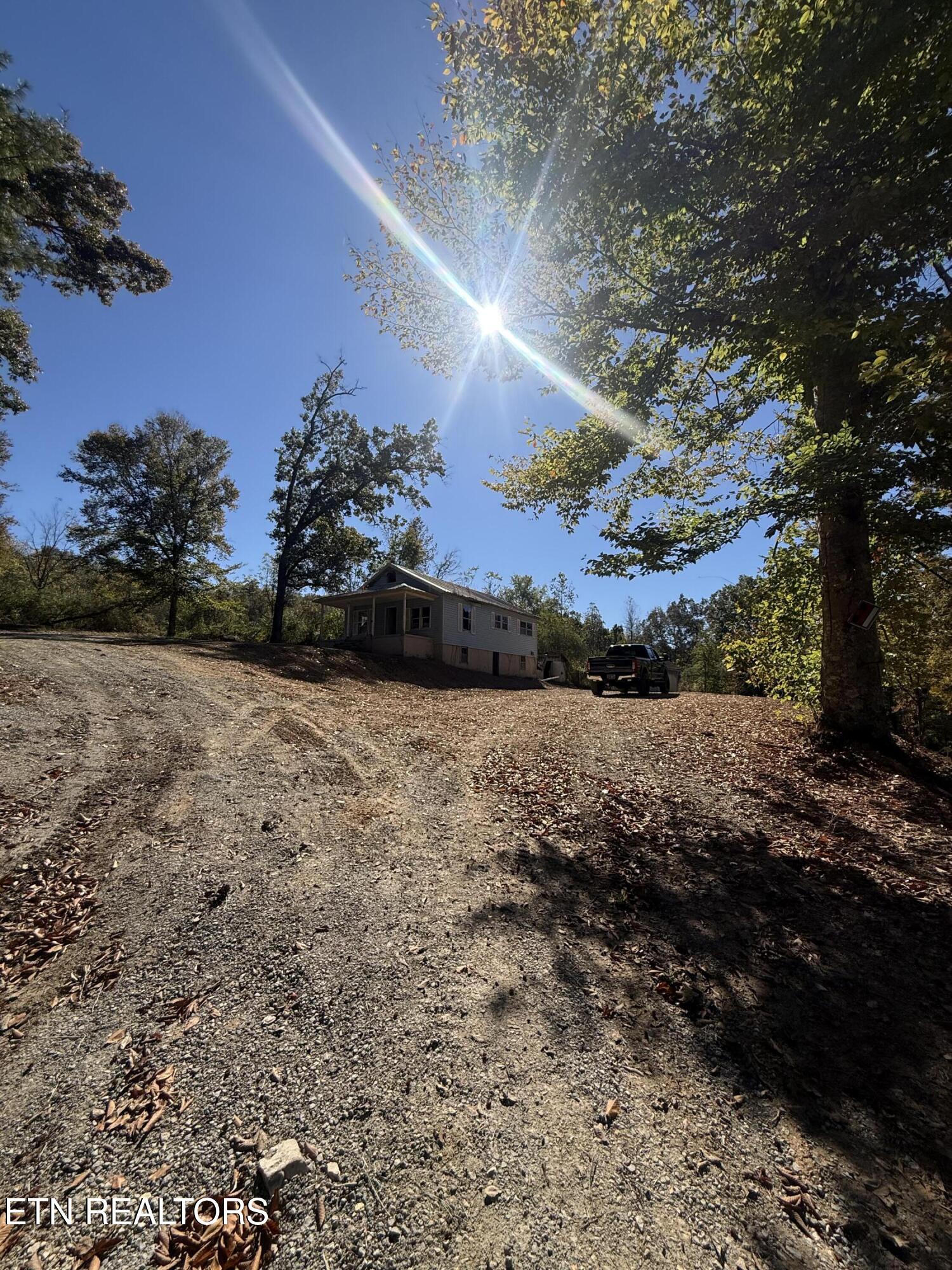 189 Irwin Salyers Lane Lafollette TN 37766