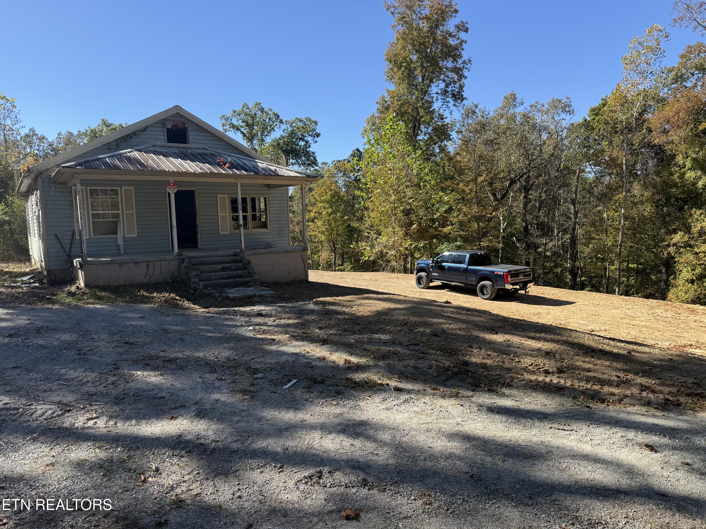 189 Irwin Salyers Lane Lafollette TN 37766