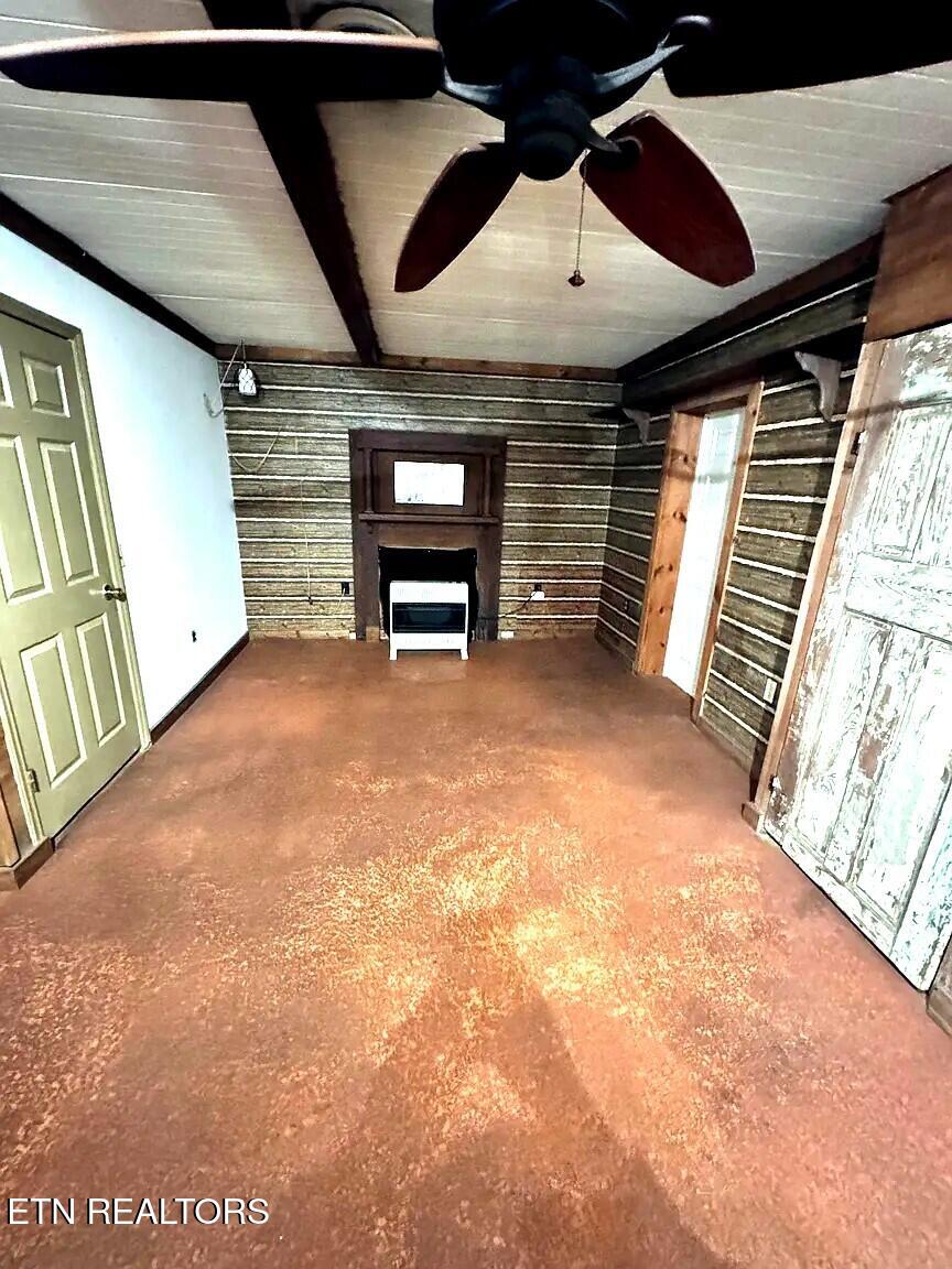 1090 Caney Creek Lane Greeneville TN 37745