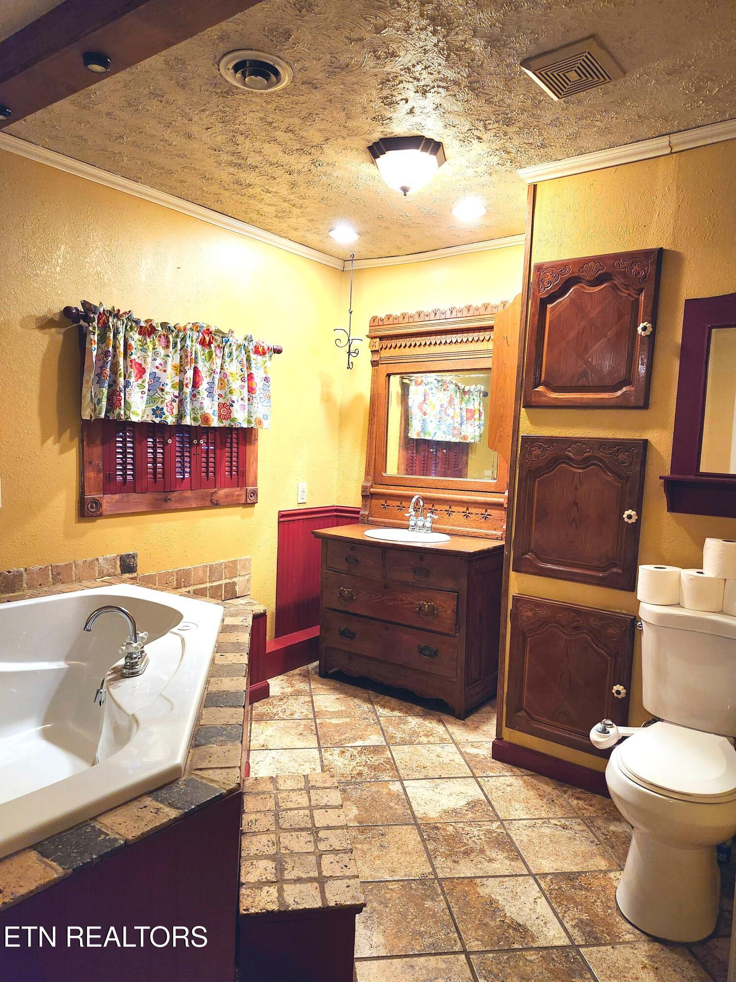 1090 Caney Creek Lane Greeneville TN 37745