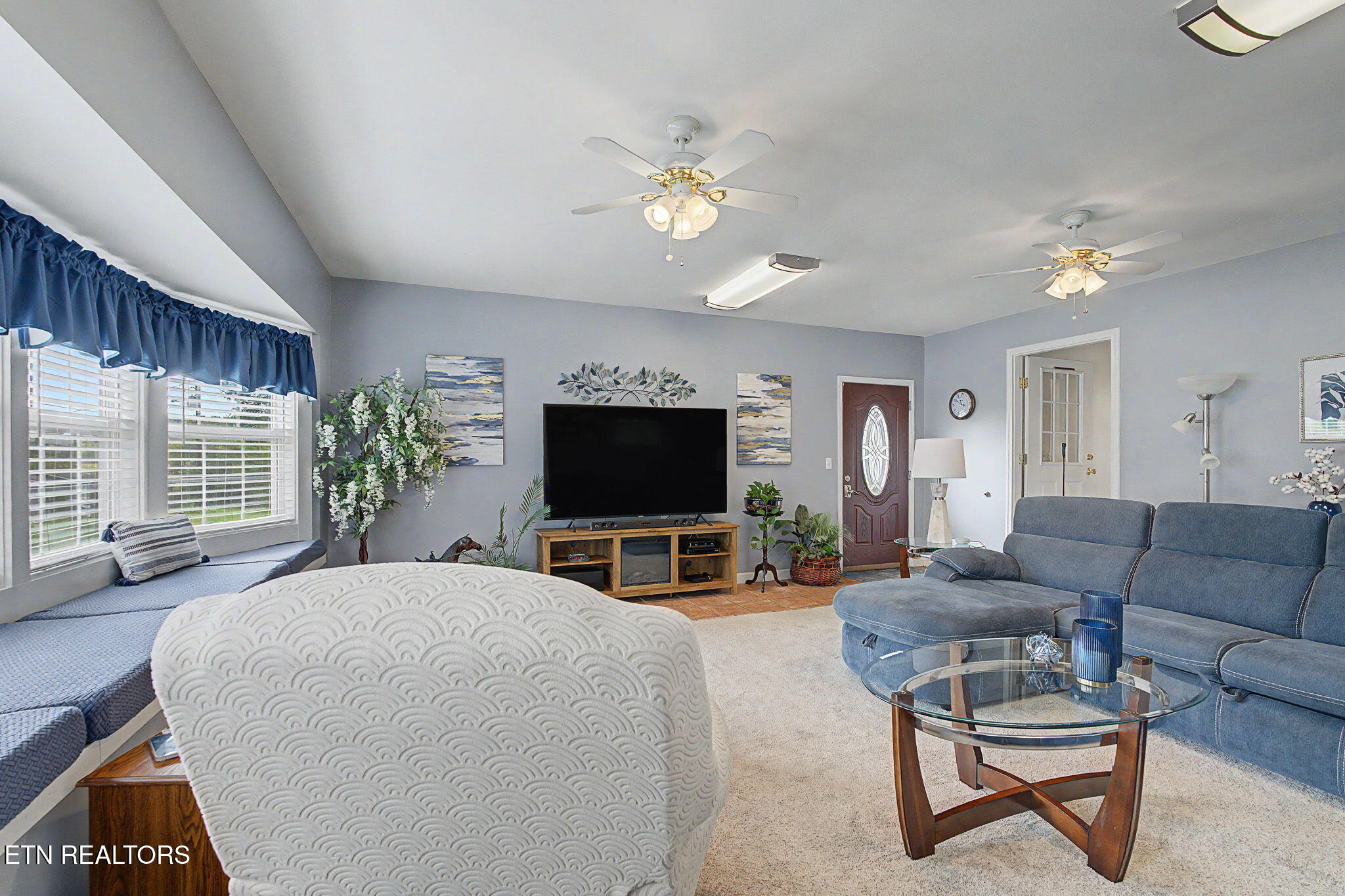 1121 Smokyview Drive Sevierville TN 37862