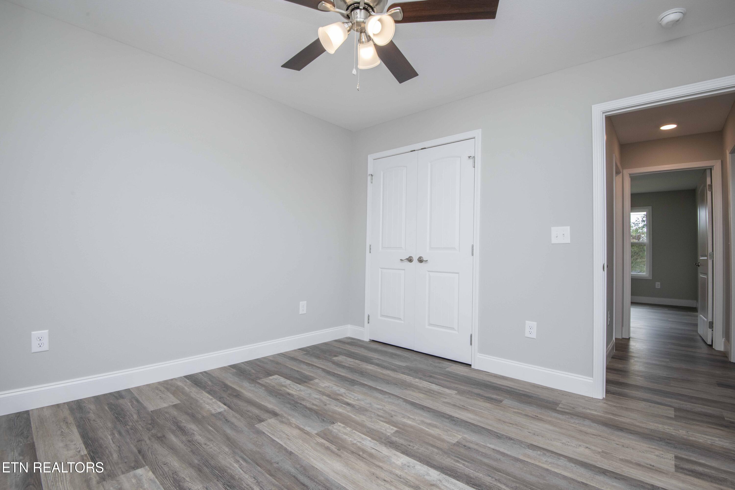 914 Mcadoo Street Clinton TN 37716
