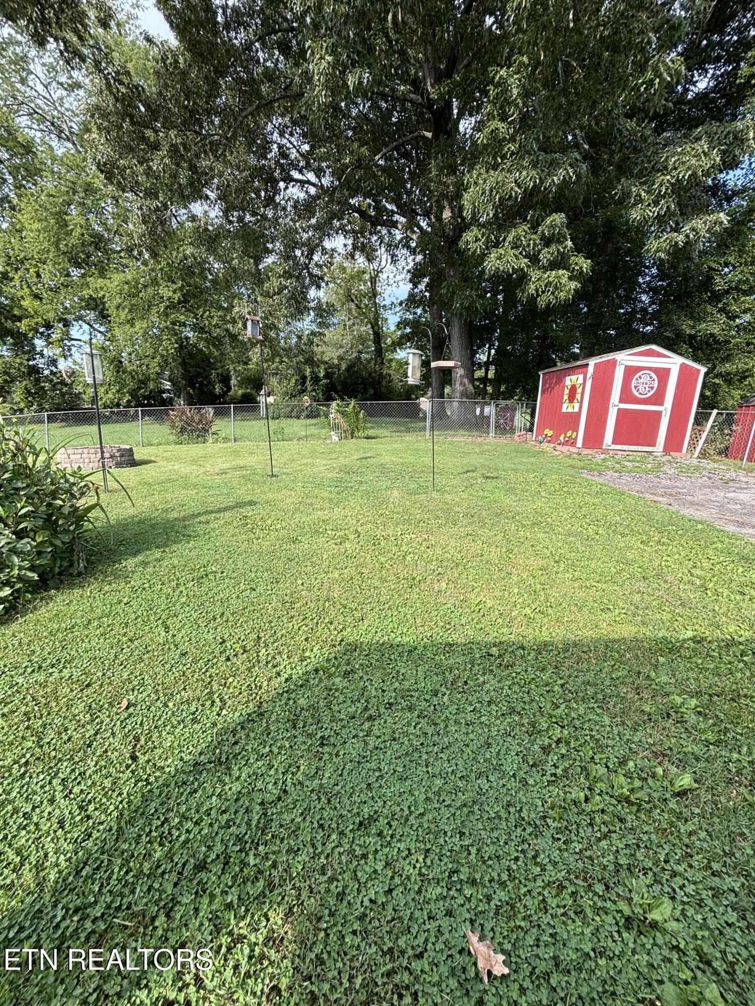 313 Cross Street Clinton TN 37716