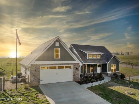 279 Lakeside Meadows Circle Madisonville TN 37354