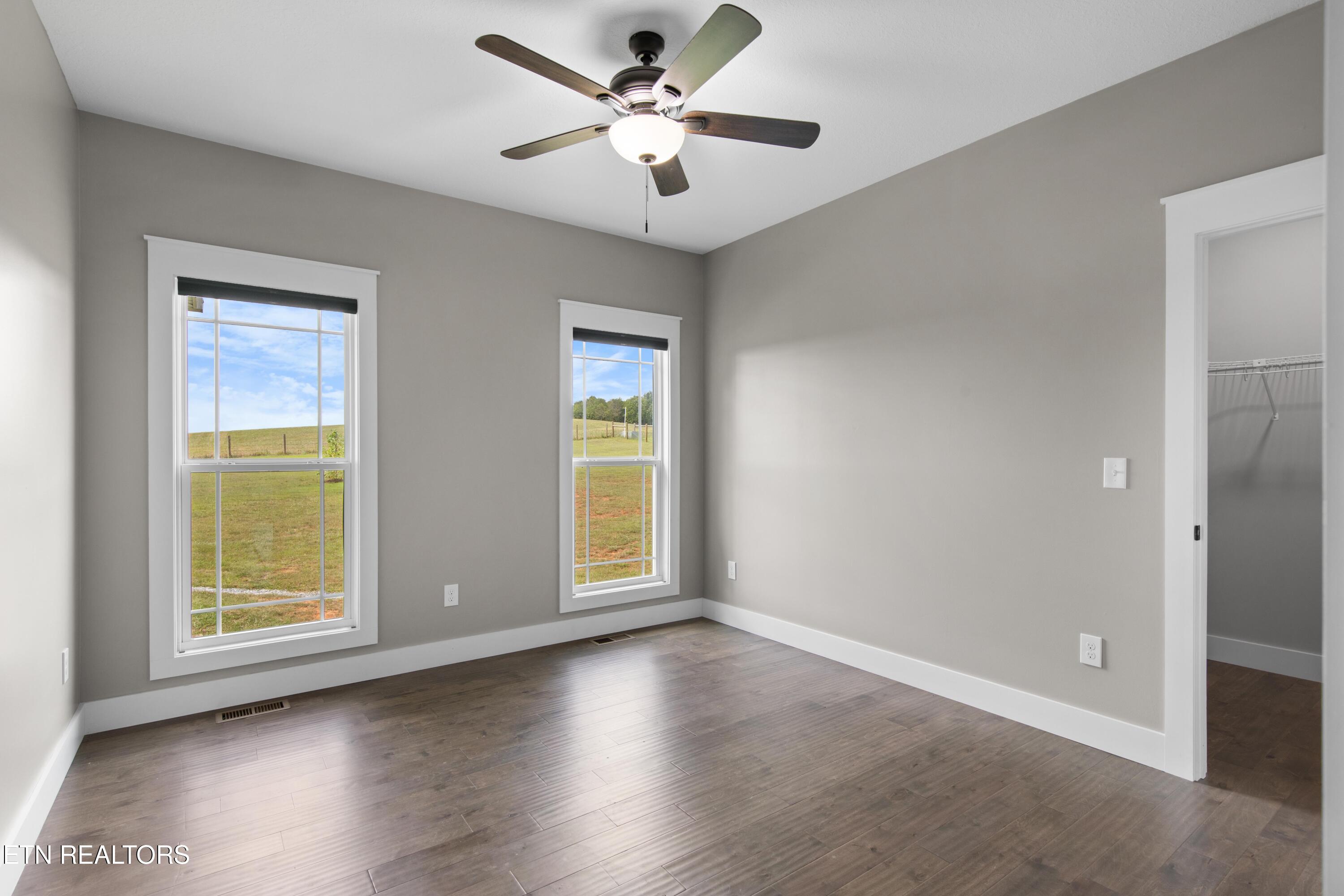279 Lakeside Meadows Circle Madisonville TN 37354