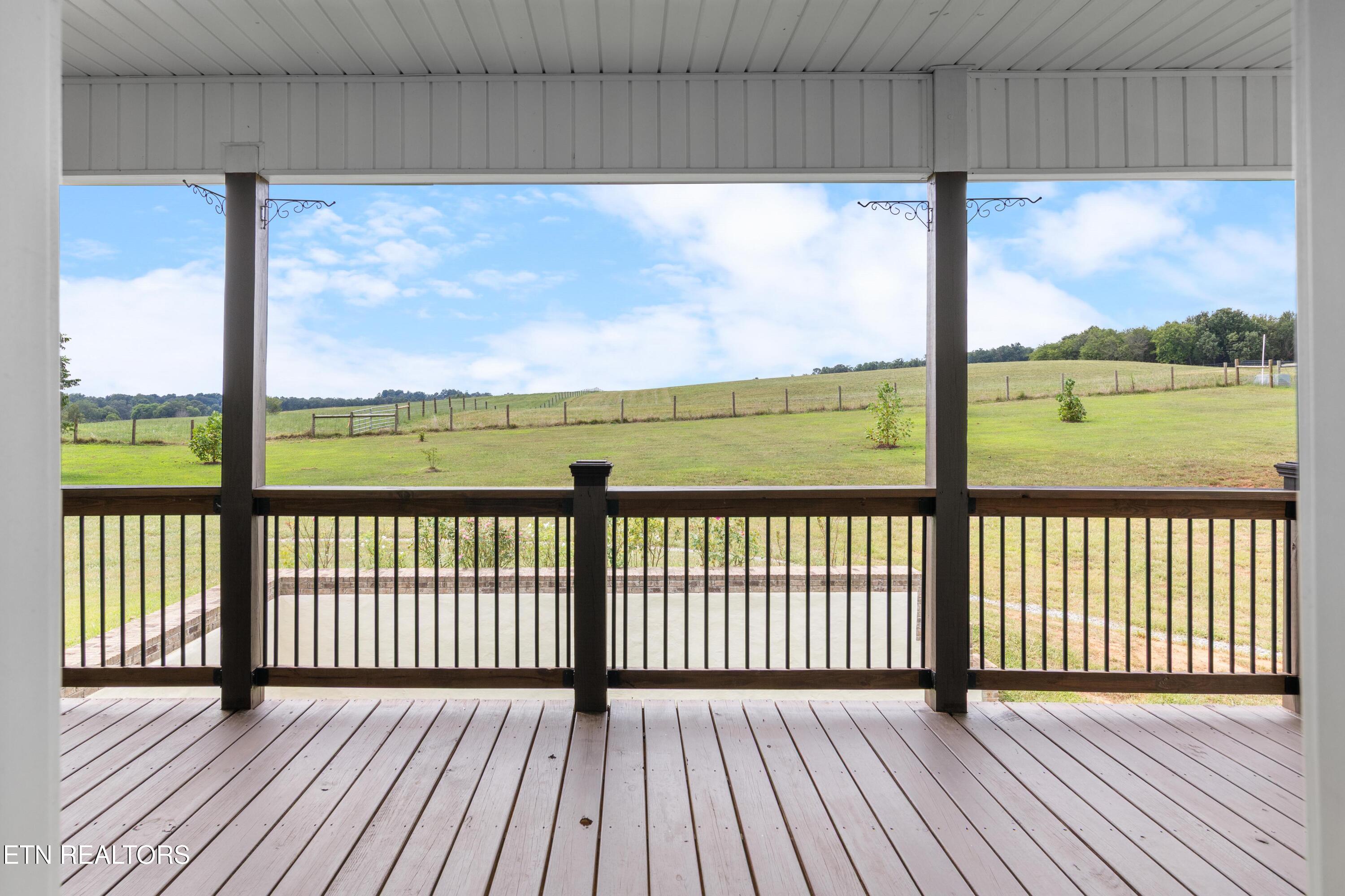 279 Lakeside Meadows Circle Madisonville TN 37354
