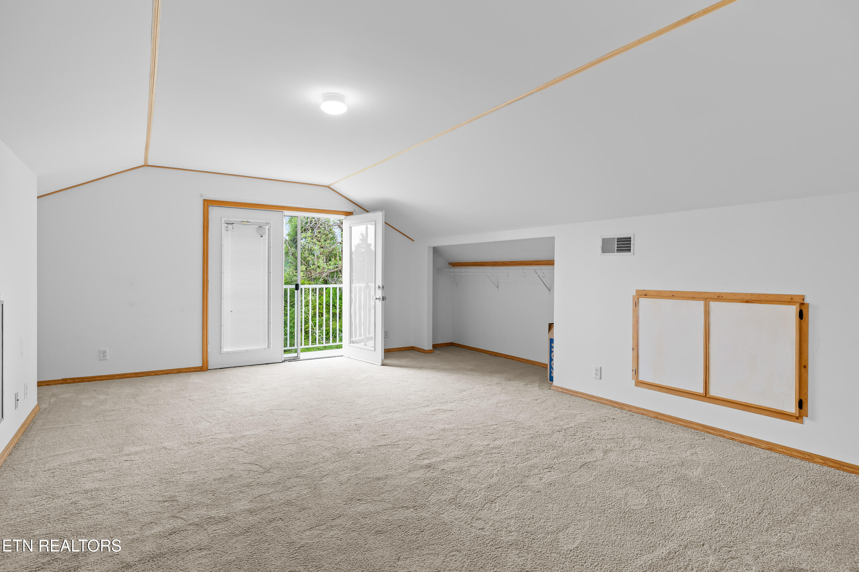 1700 Cedar Valley Road Sweetwater TN 37874