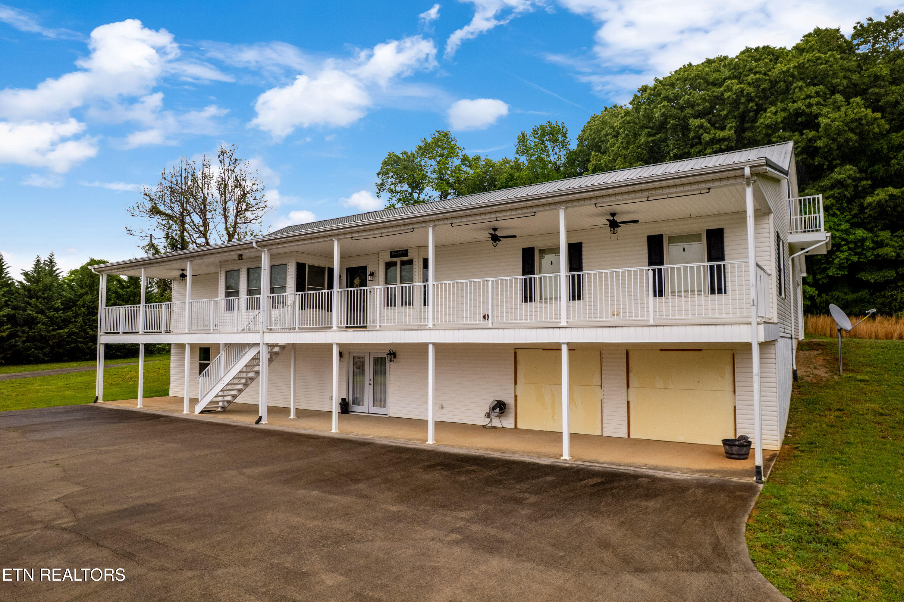 1700 Cedar Valley Road Sweetwater TN 37874