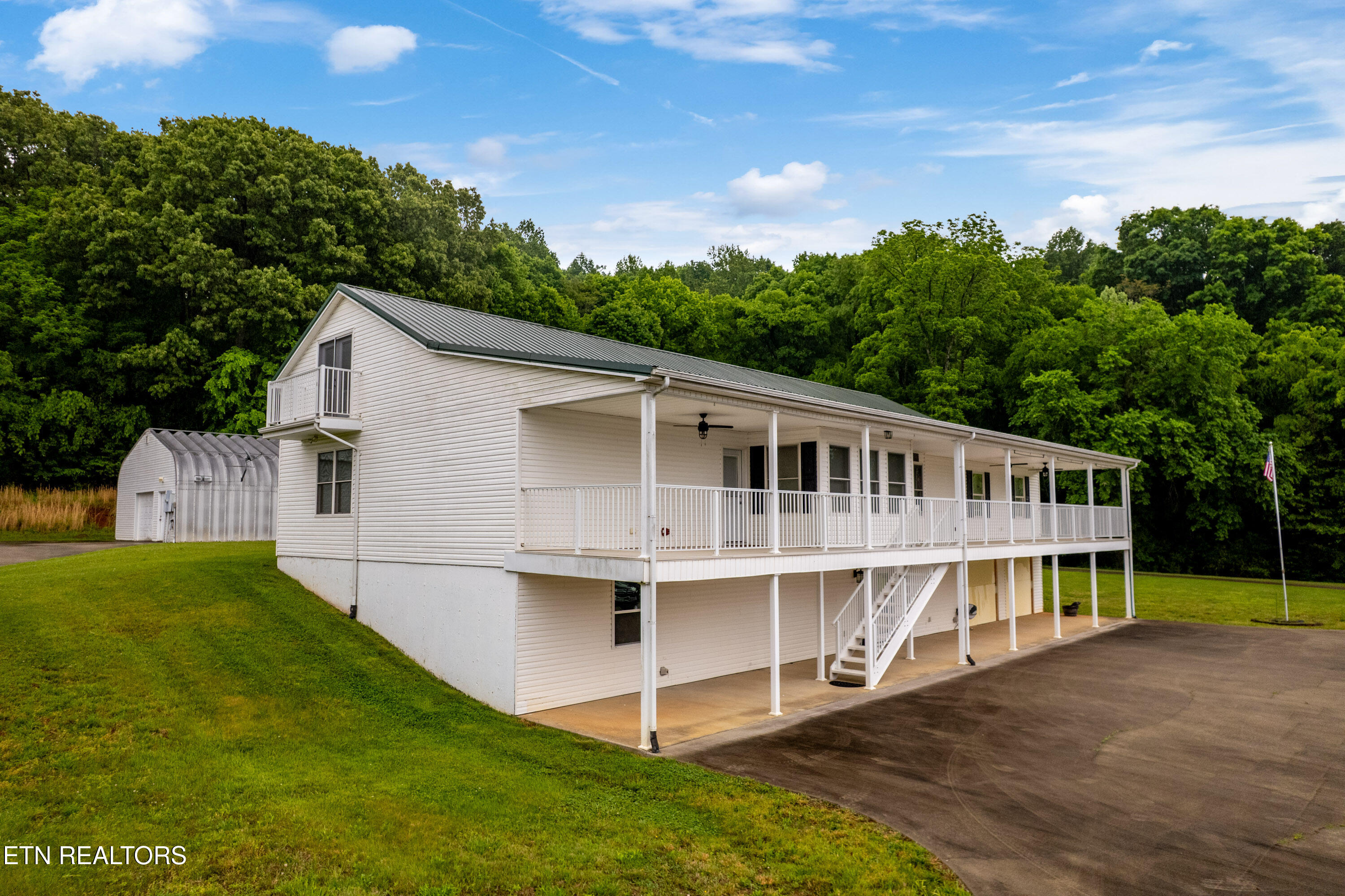 1700 Cedar Valley Road Sweetwater TN 37874