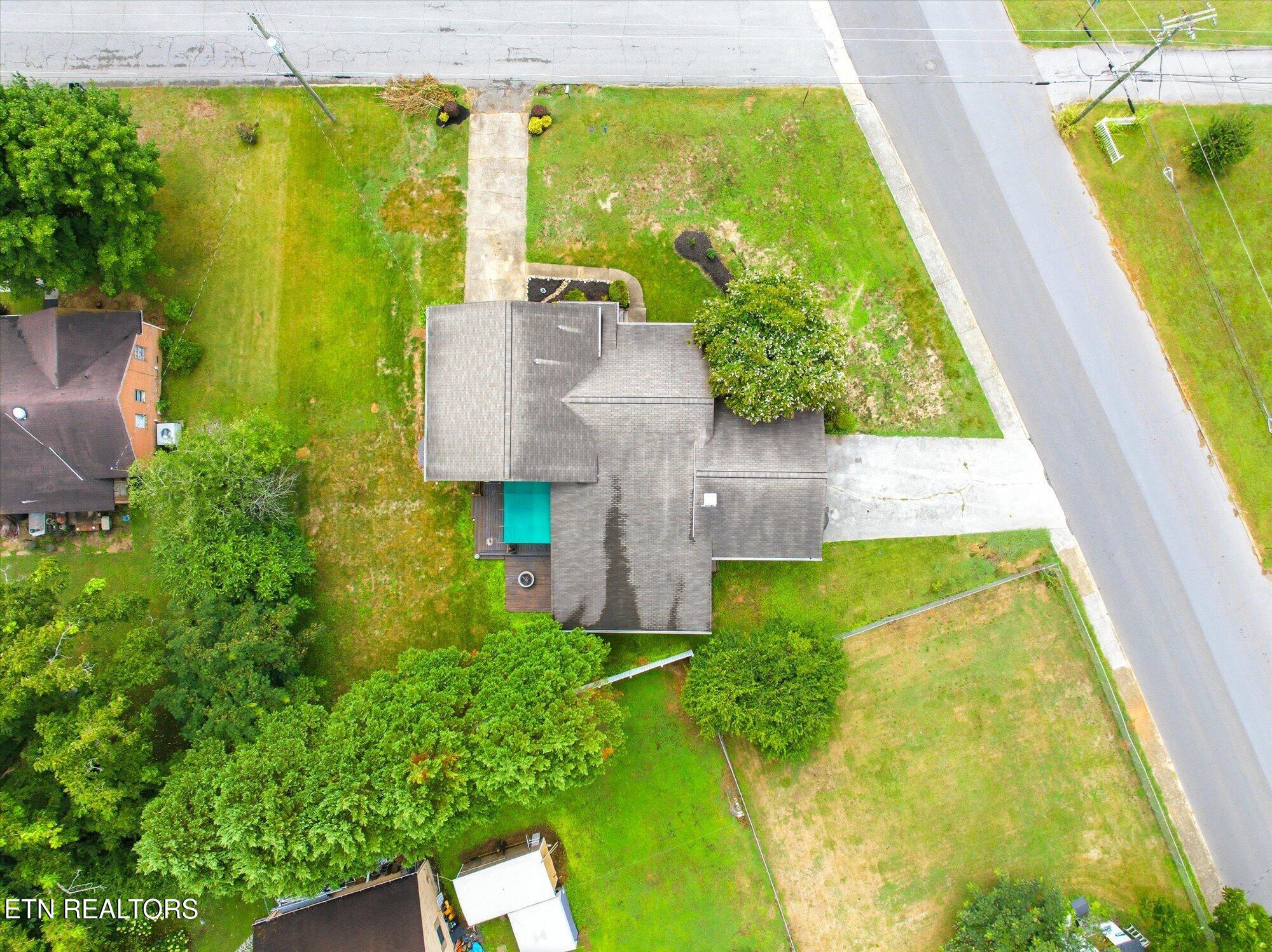 303 Scott Street Athens TN 37303