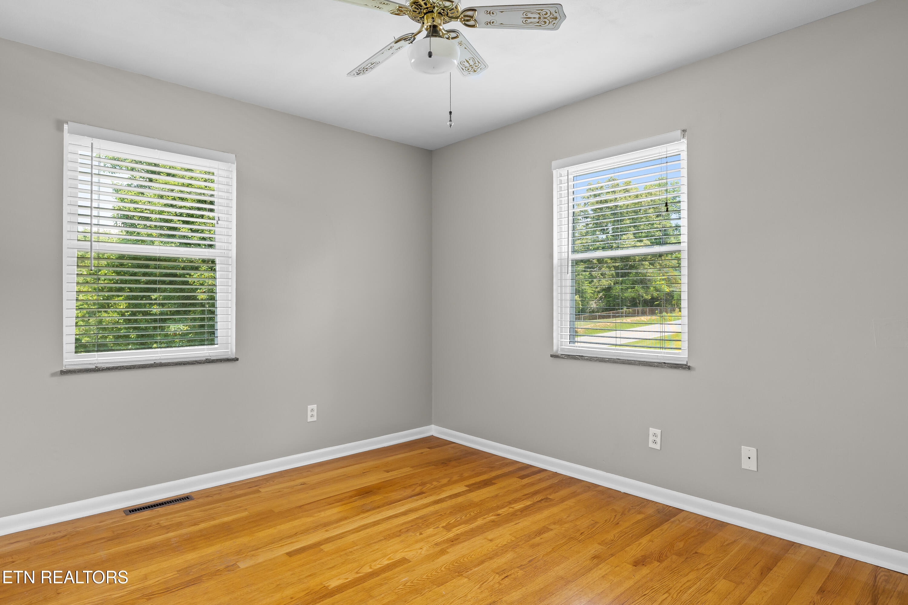 2329 Airbase Road Louisville TN 37777