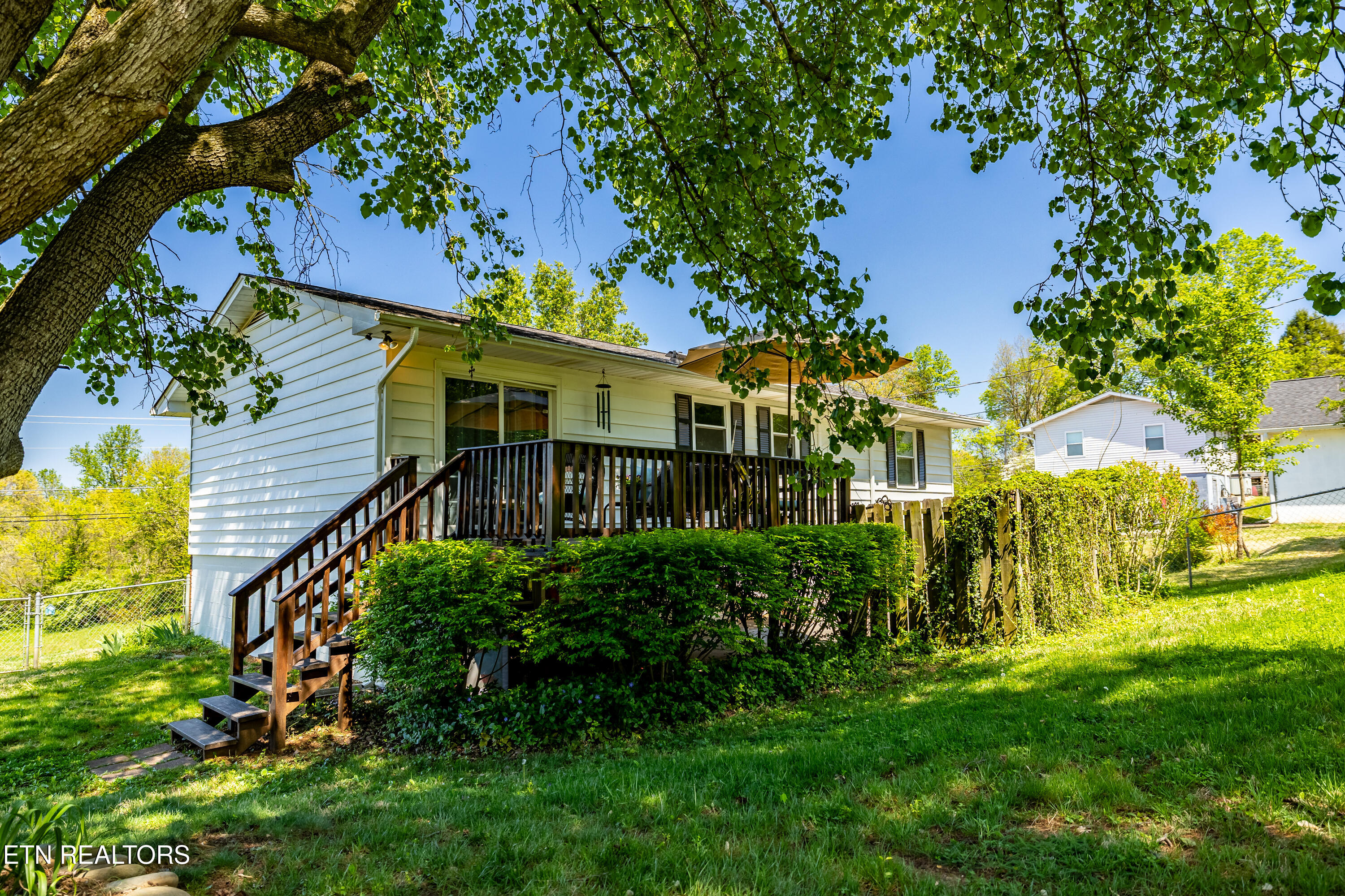 2329 Airbase Road Louisville TN 37777