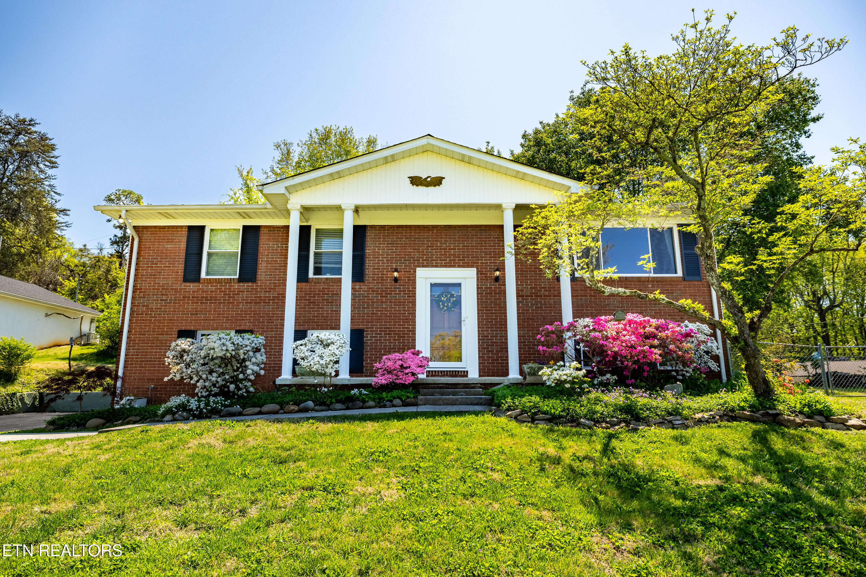 2329 Airbase Road Louisville TN 37777