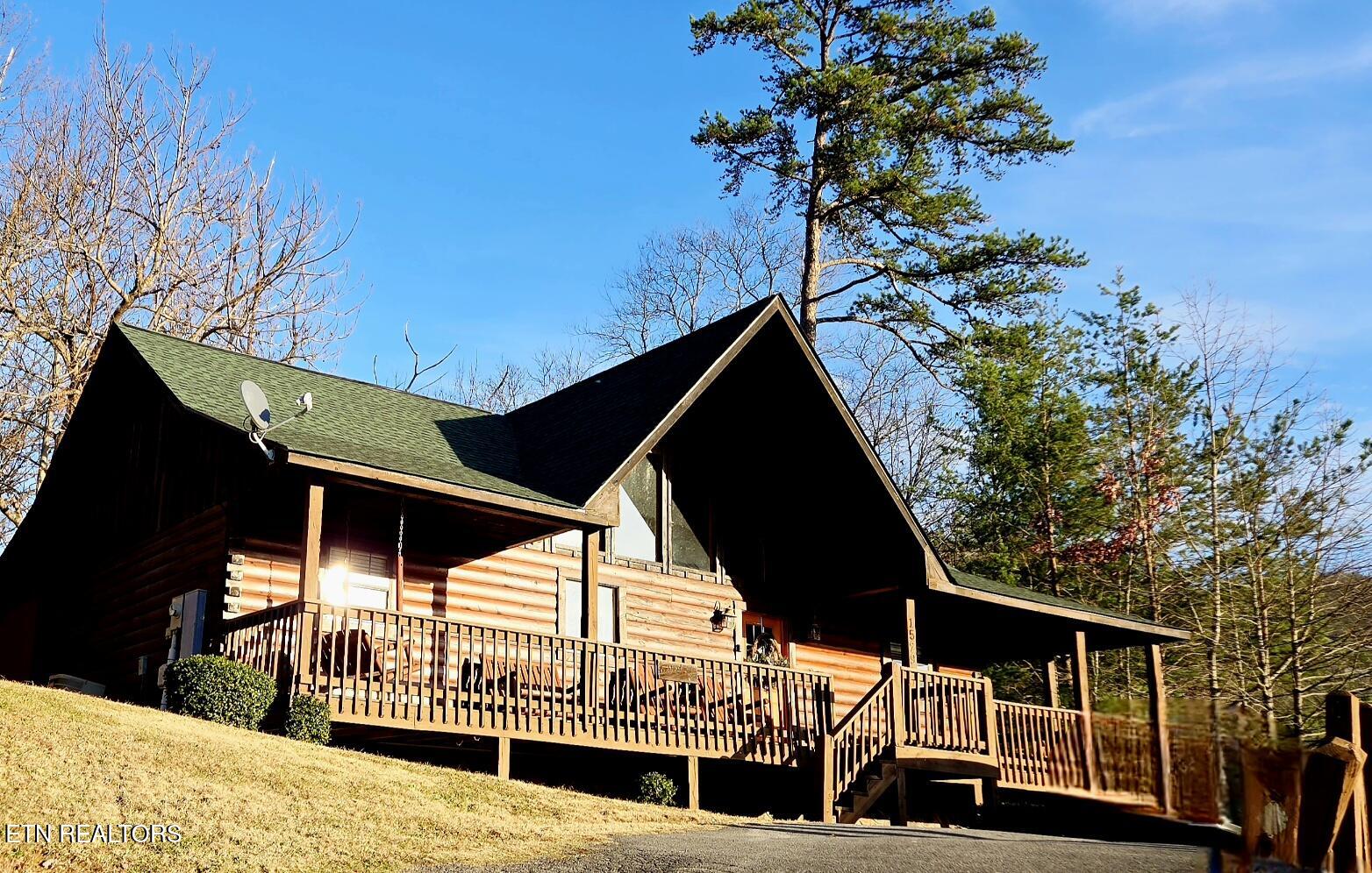 1529 Boo Boos Way Sevierville TN 37862