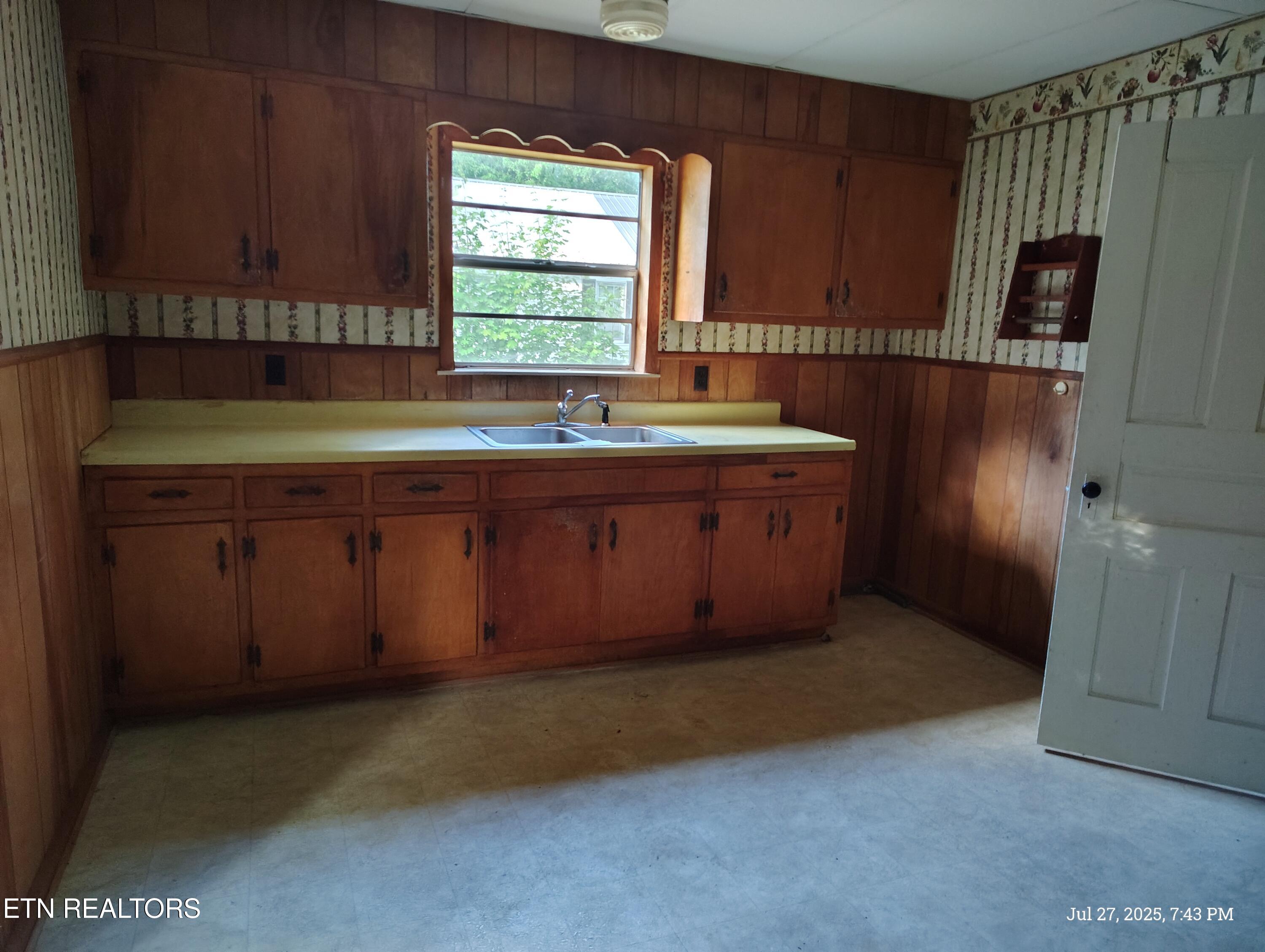 206 County Road 738 Riceville TN 37370
