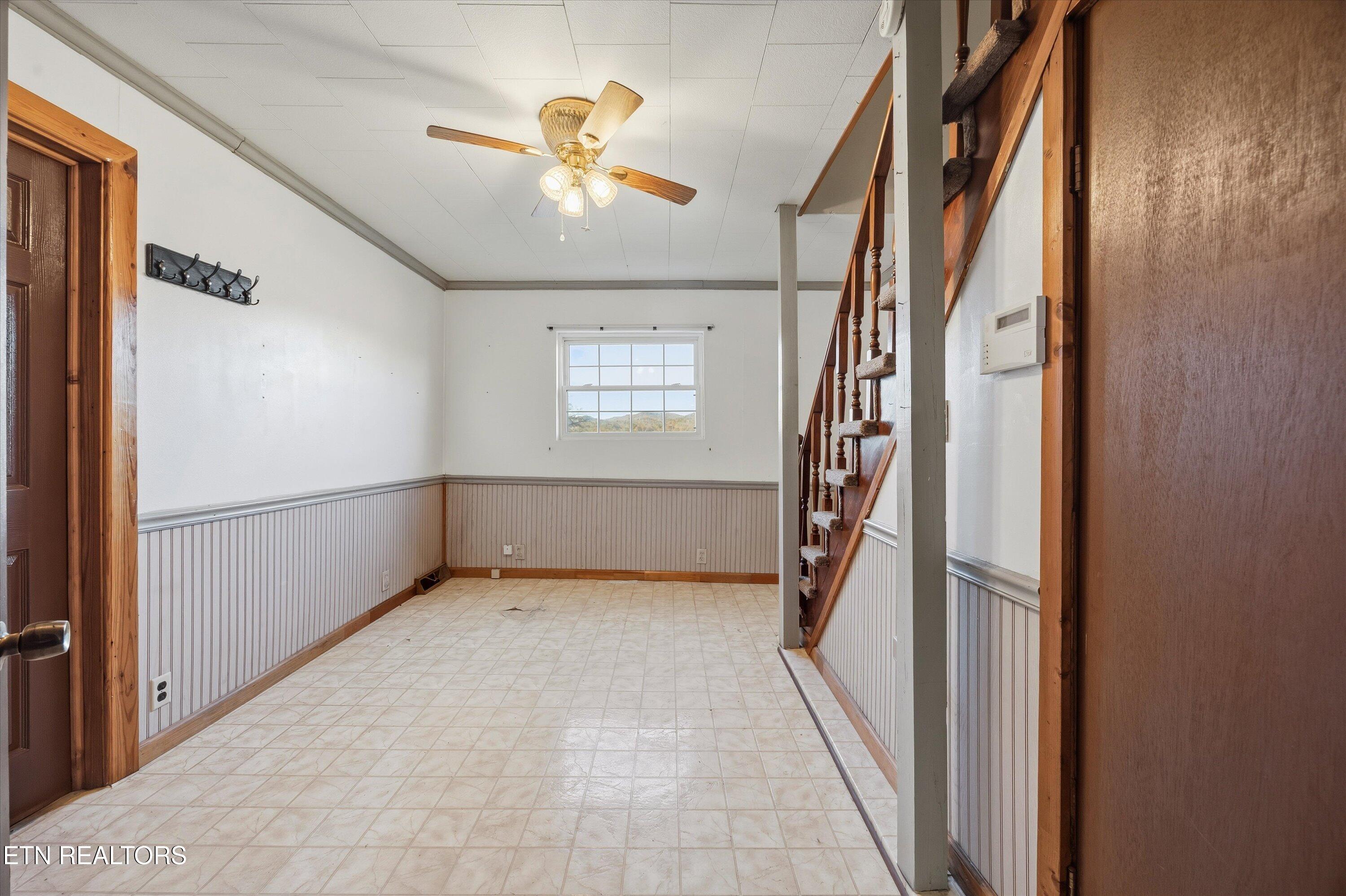 335 High Street Jellico TN 37762