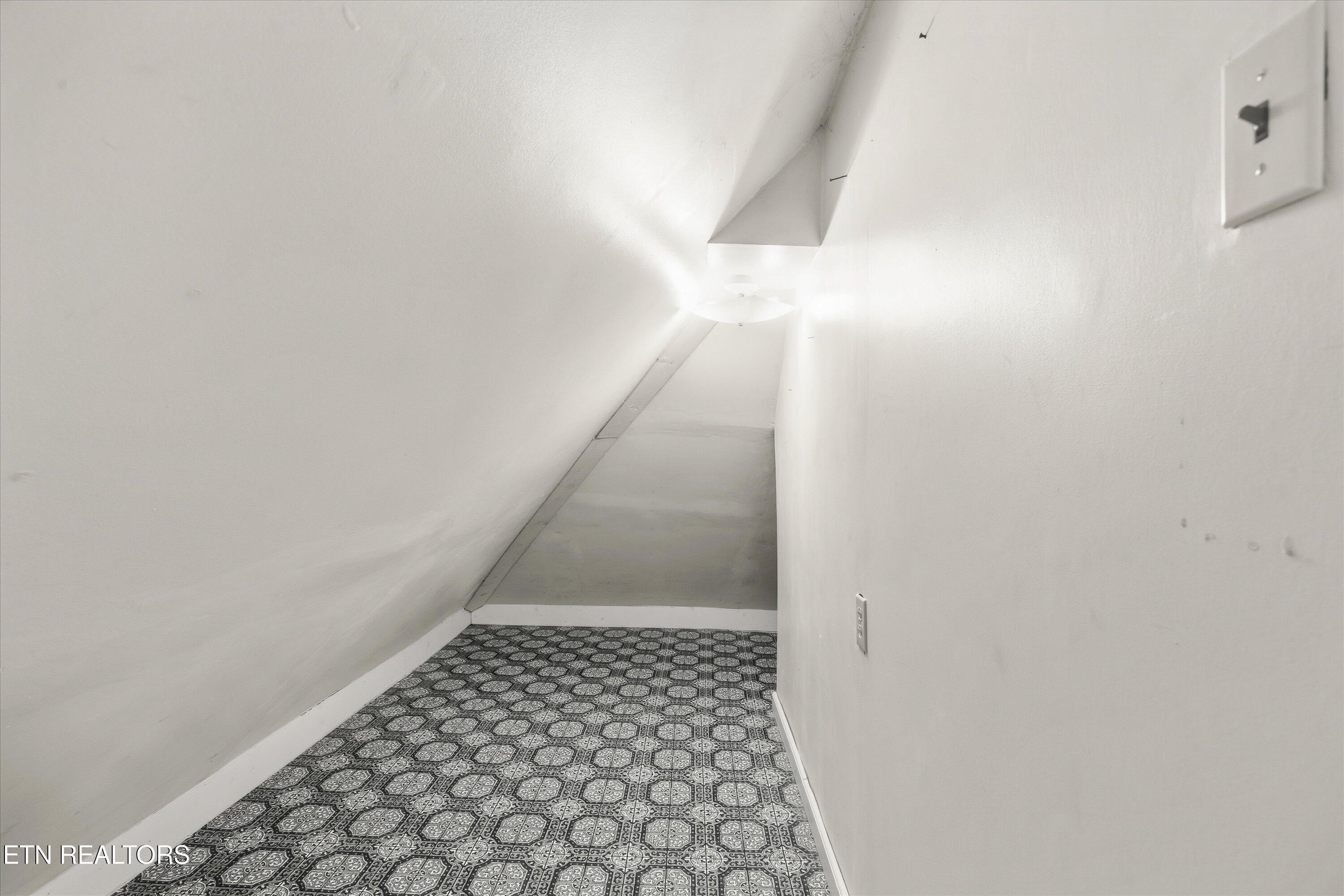 335 High Street Jellico TN 37762