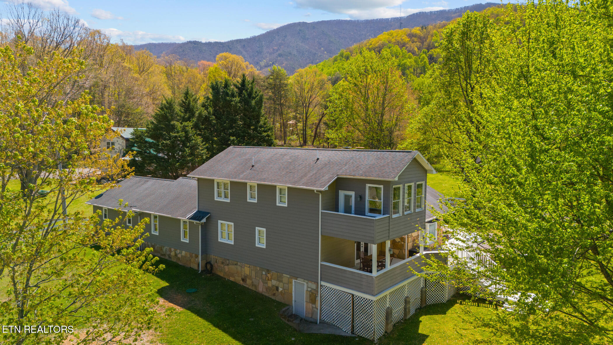 3159 Valley Home Road Sevierville TN 37862