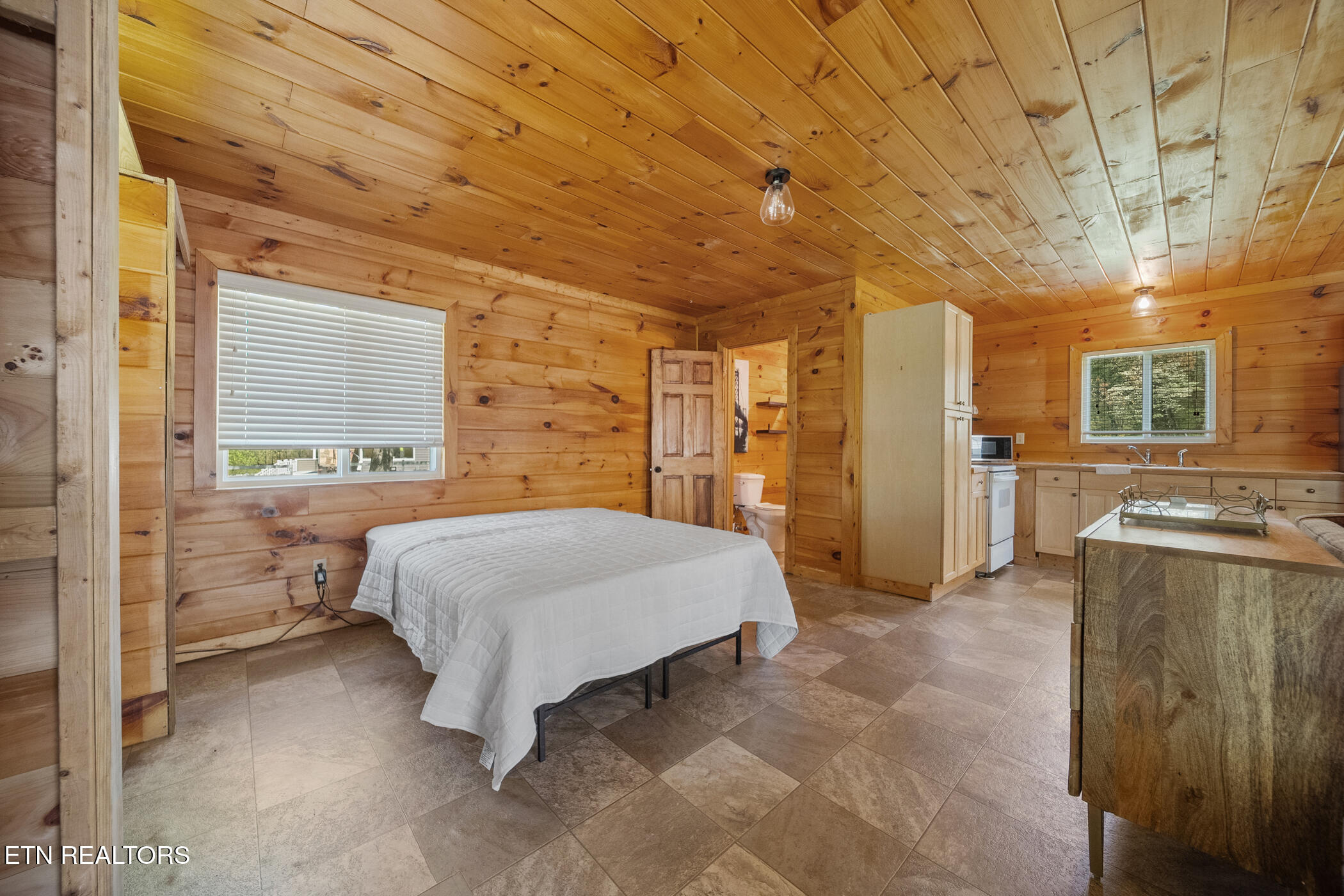 3159 Valley Home Road Sevierville TN 37862