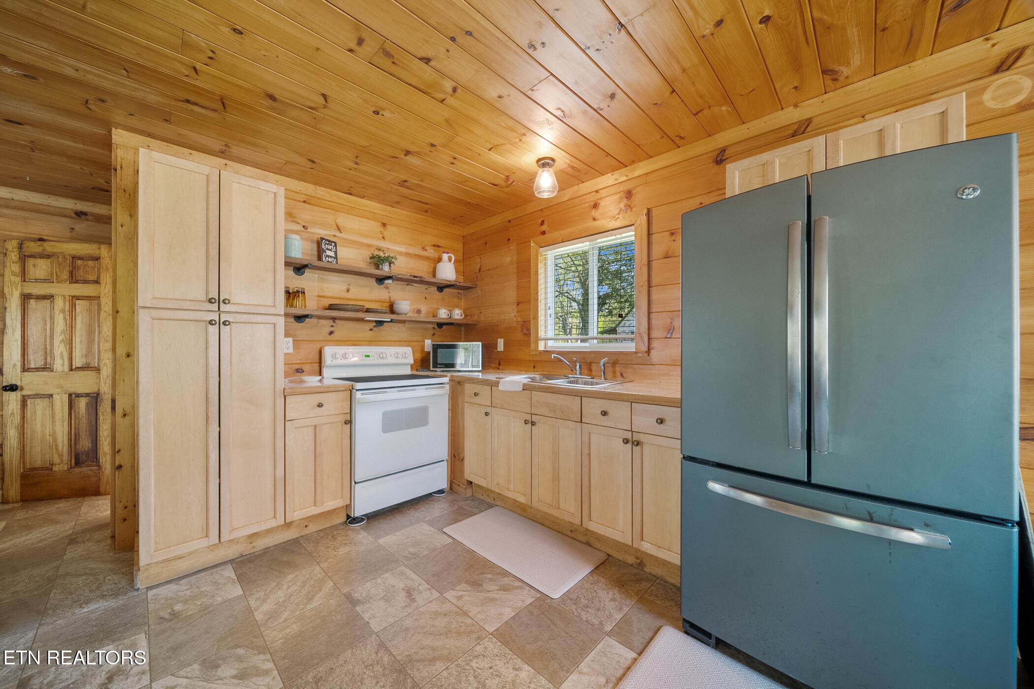 3159 Valley Home Road Sevierville TN 37862